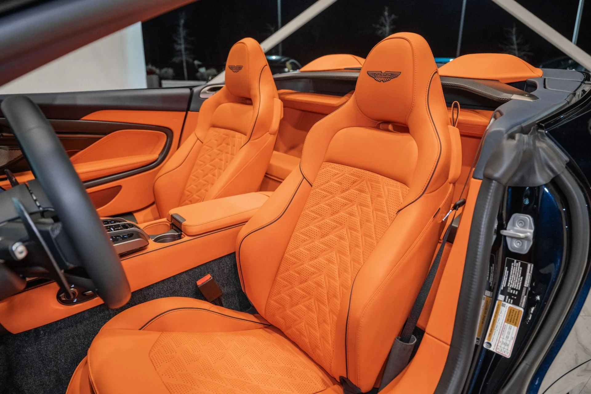 mph011_1286846057_New_2026_Aston_Martin_Vanquish_Volante_Thrillseeker_Edition_1_of_3_1768066424_282a7a310d