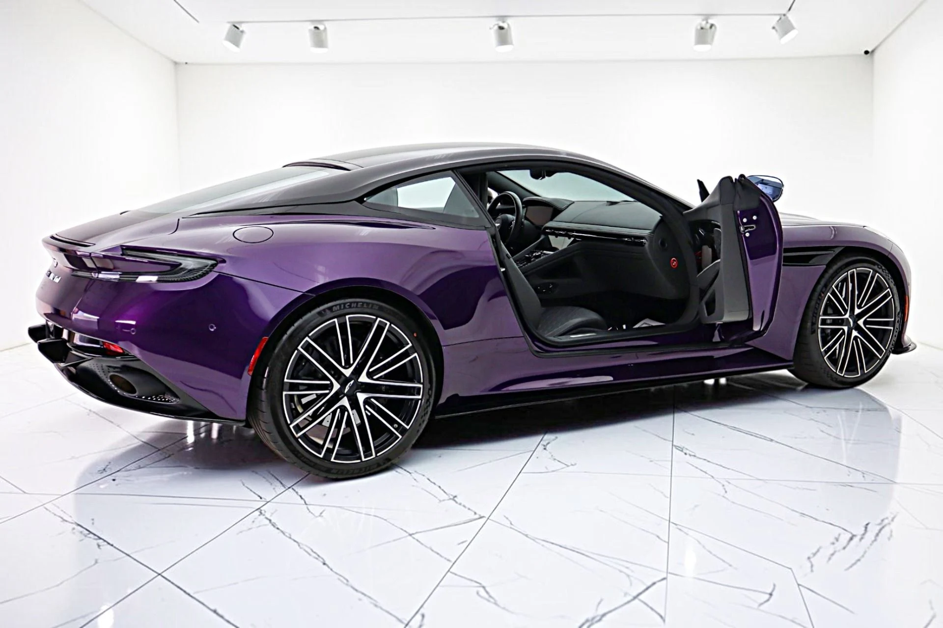 mph011_1286953723_Used_2024_Aston_Martin_DB_12_Coupe_LEASE_OPTIONS_AVAILABLE_72c1e038b8