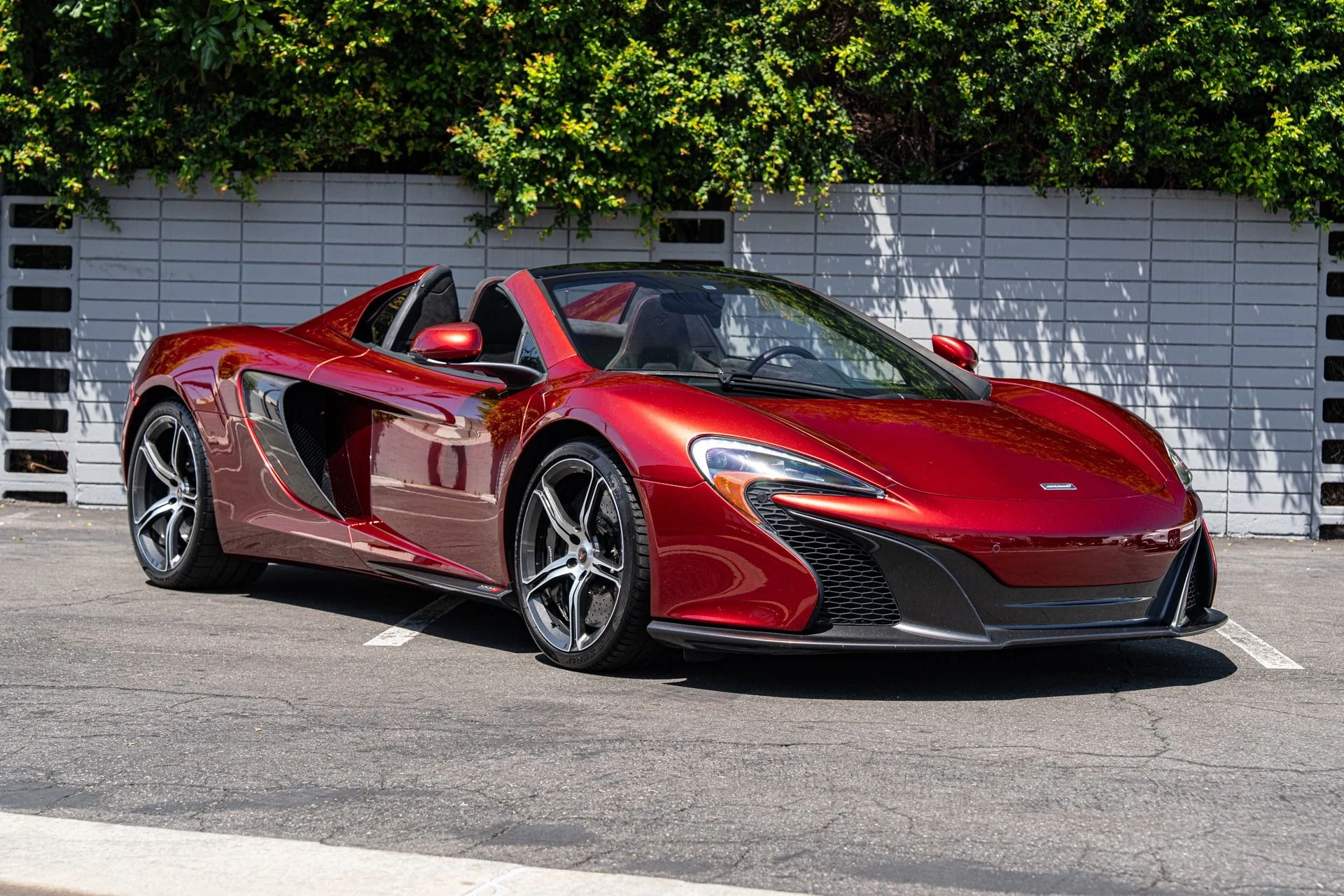 mph011_1295764529_Used_2015_Mc_Laren_650_S_Spider_1754071748_35ae3ff351