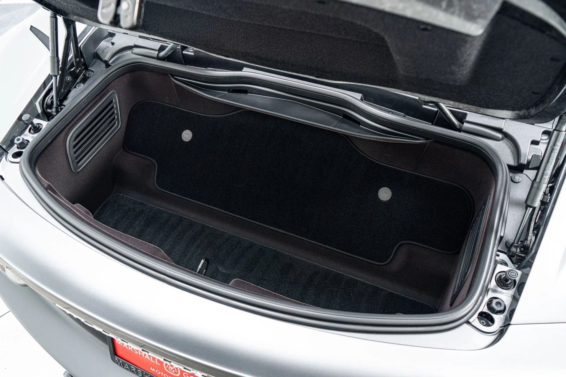 mph011_1296754085_Used_2023_Maserati_MC_20_Cielo_351_Miles_Lightweight_Racing_Seats_Interior_Carbon_Fiber_Package_1774034660_3ee658885b