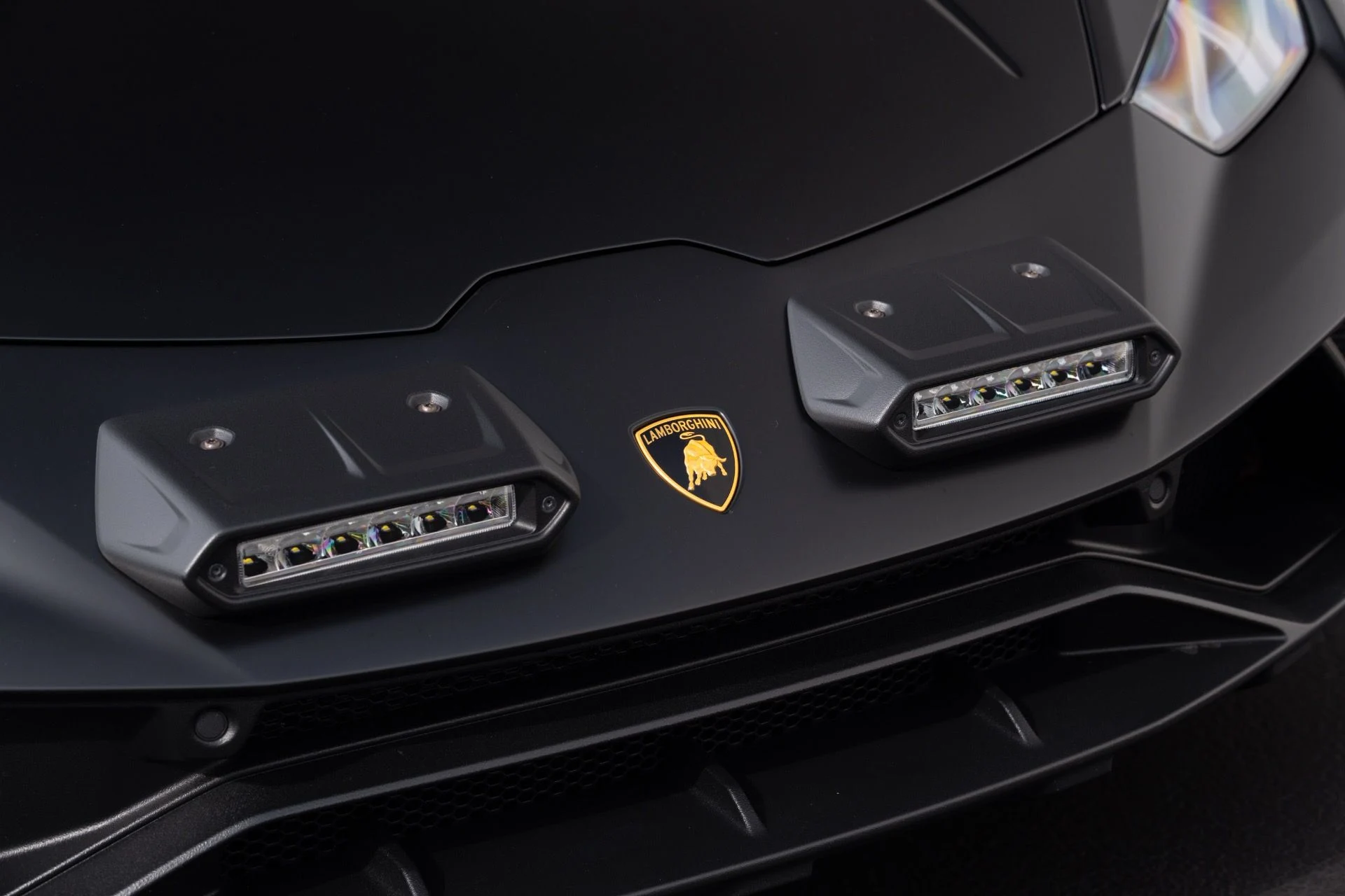 mph011_1298103328_Used_2024_Lamborghini_Huracan_Sterrato_1775279061_5233802c3c