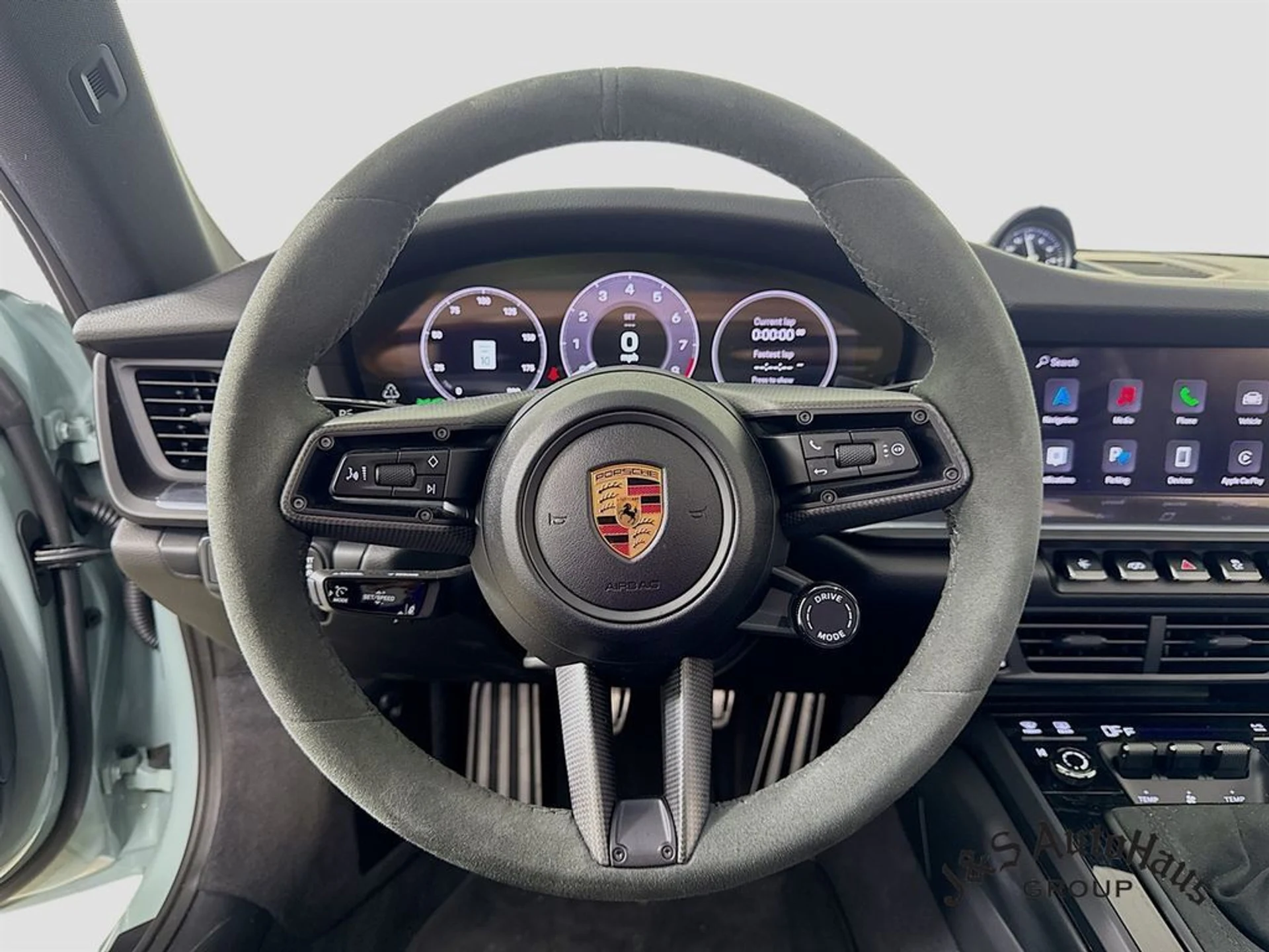 mph011_130025515_ax51odo1g4g670w1ha9sq6kv0wat_e8e1f6455a