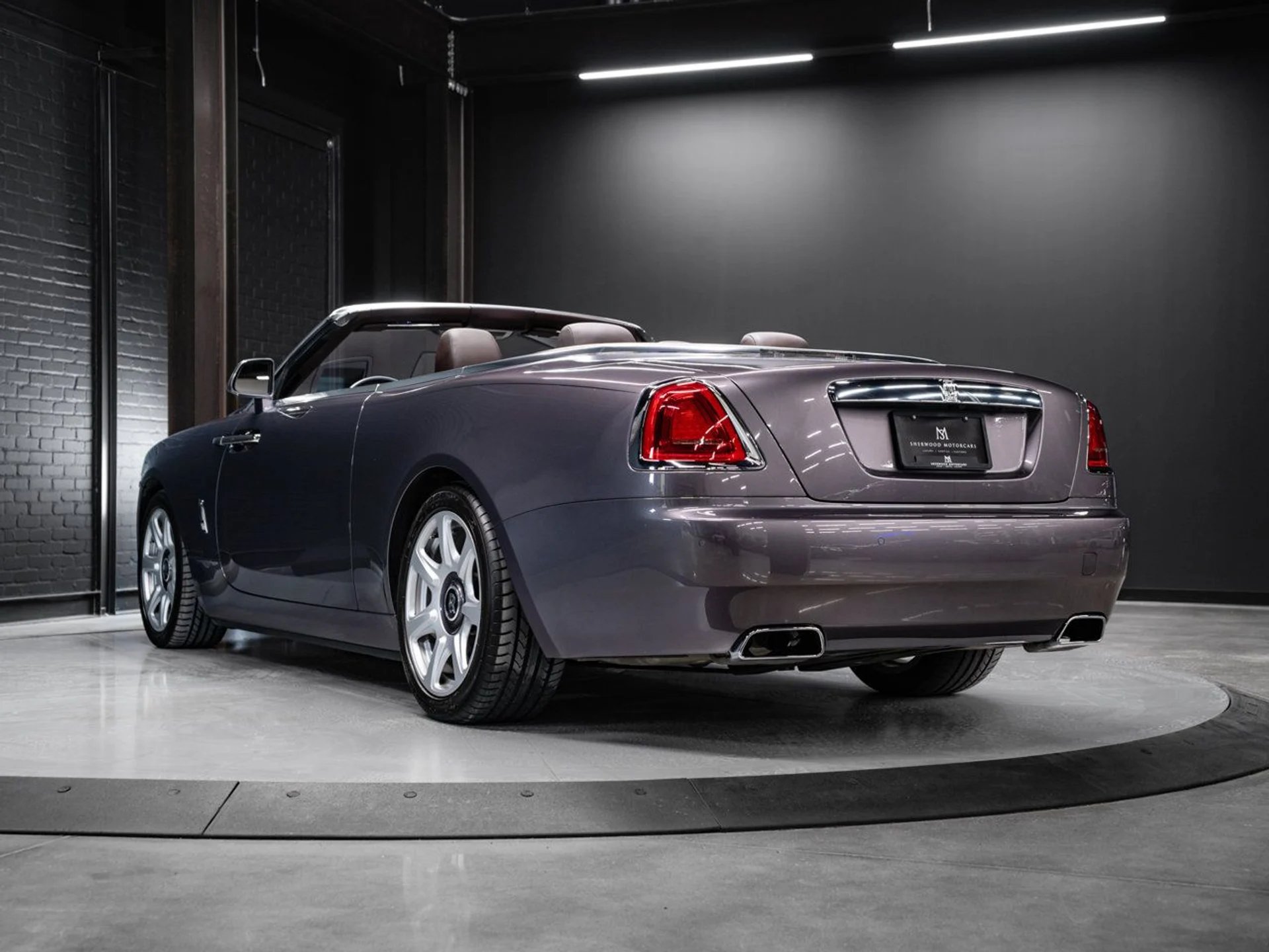 mph011_1309044242_rolls_royce_dawn_2016_0ac3dd4d9d