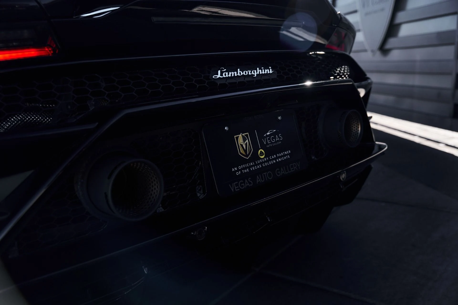 mph011_1312257040_Used_2024_Lamborghini_Huracan_1793135538_25cf29656c