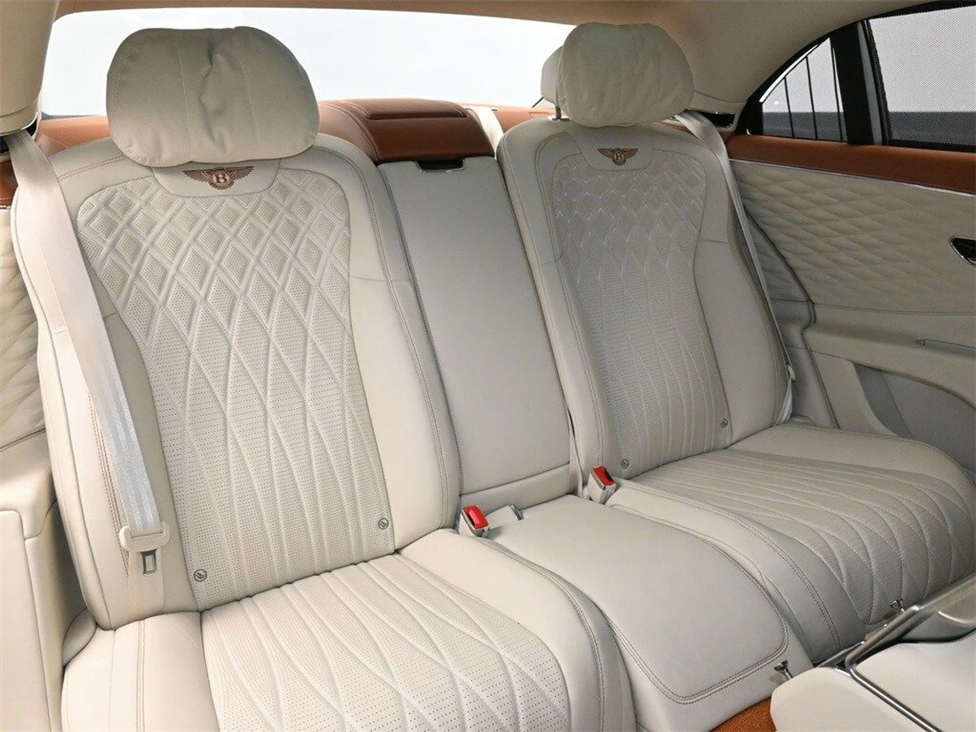 mph011_1324097685_b6fb3aa971a2c2c282a81542ad0334bcx_a3a70c7ab9