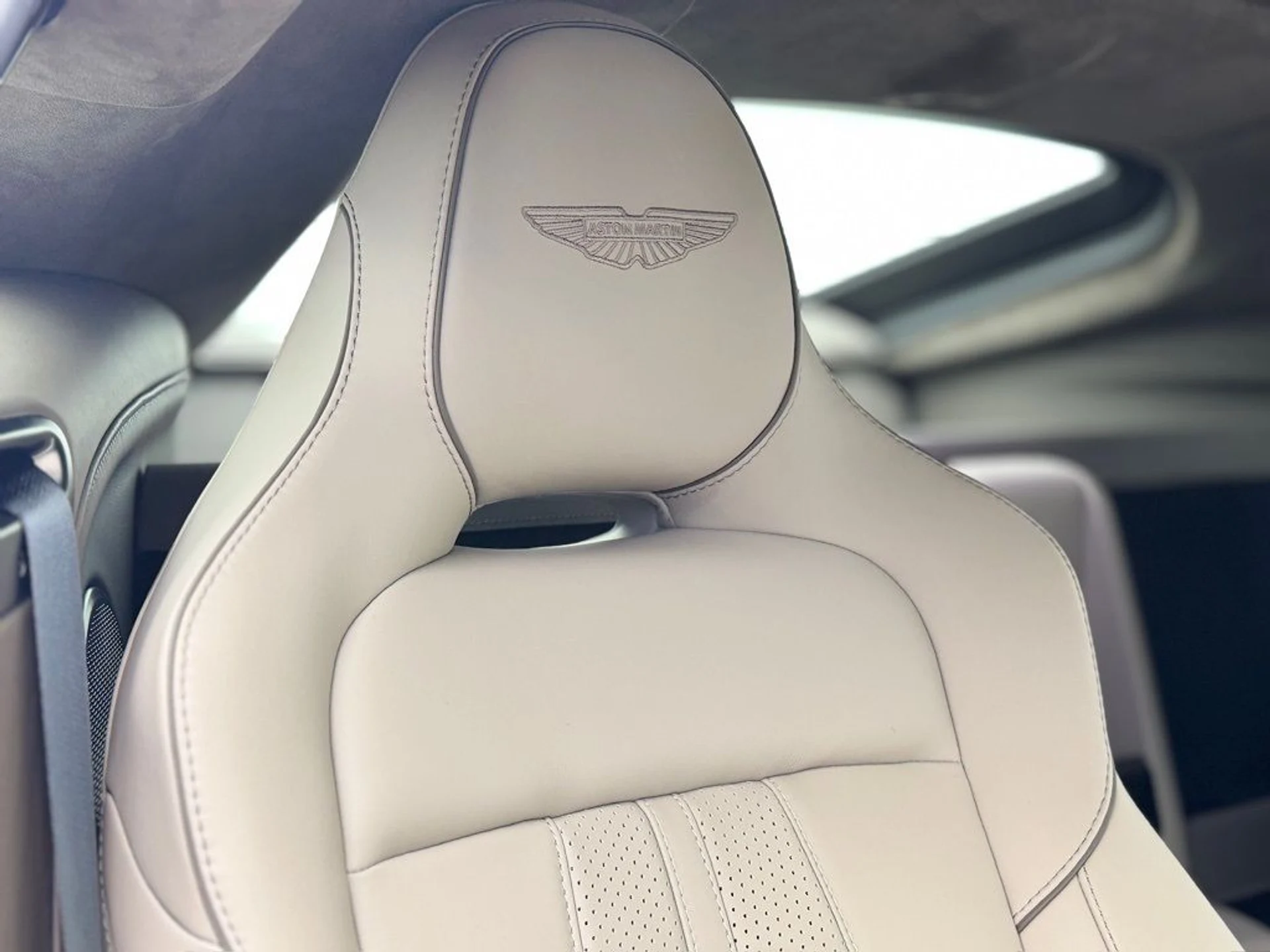 mph011_1324245290_9g5pfg4kw13ii9rxdbd4rrtin7ty_0b1f5482f0