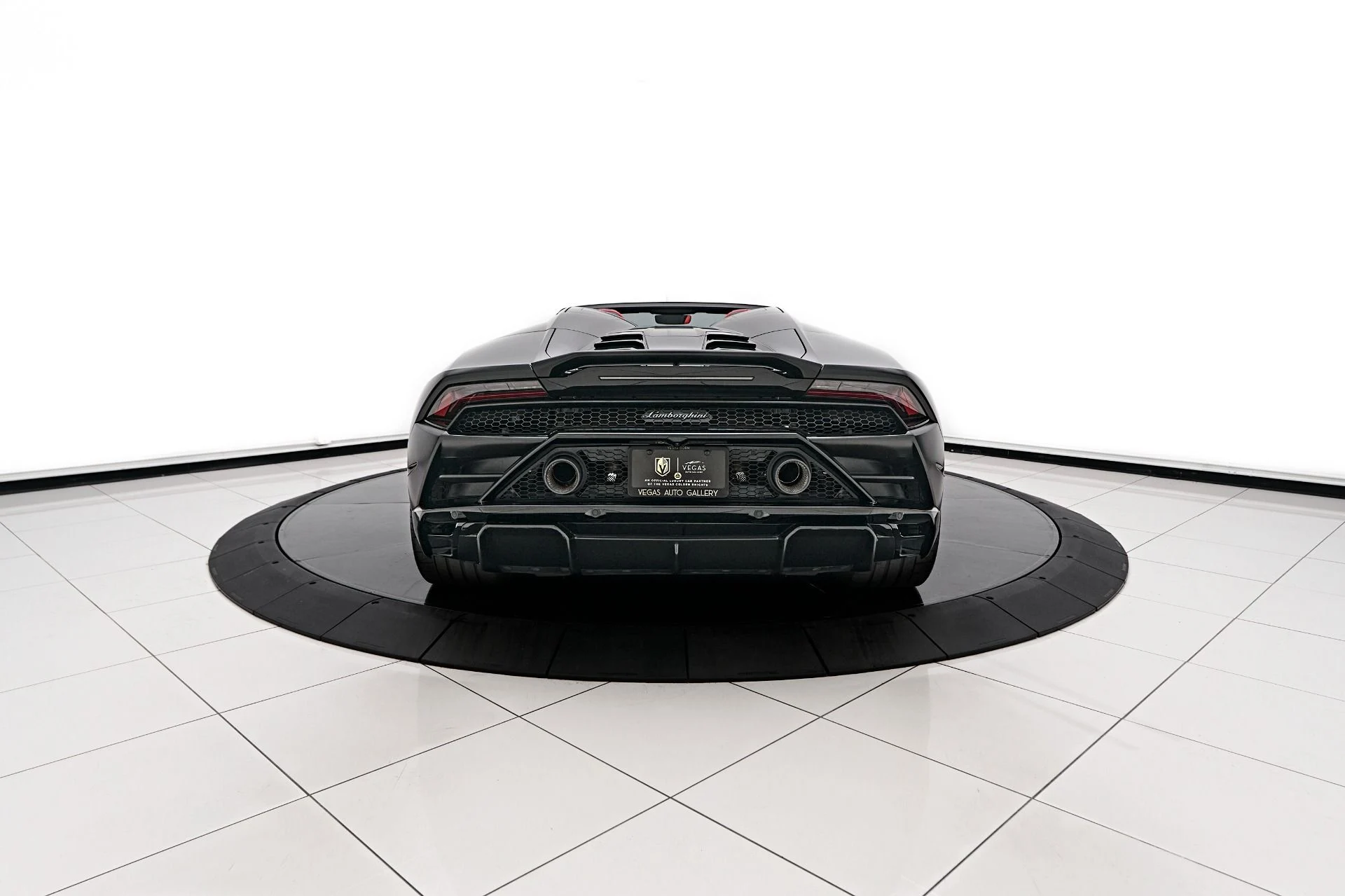 mph011_1328147677_Used_2021_Lamborghini_Huracan_EVO_Base_1729305631_08ddaa025c