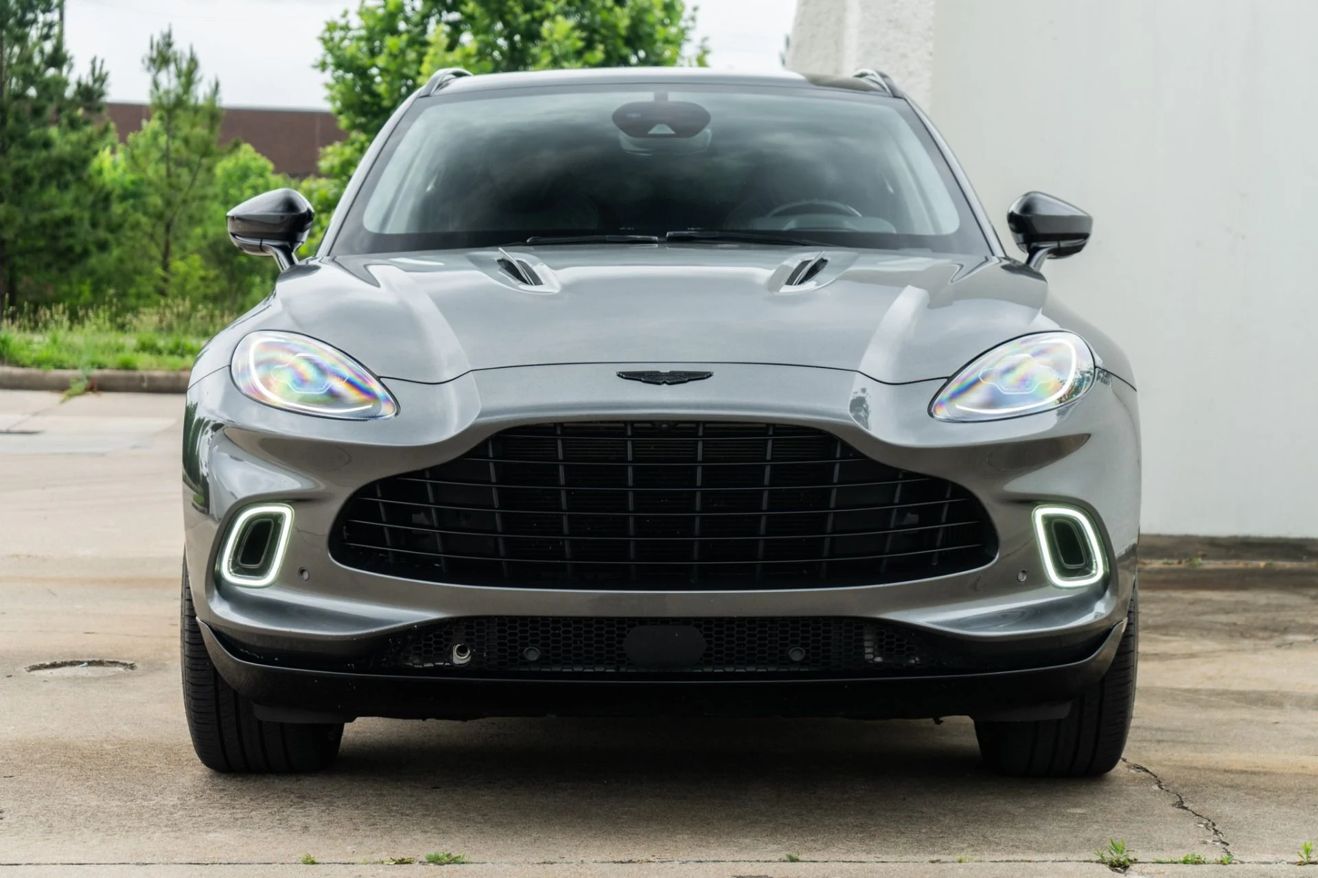 mph011_1337272197_Used_2021_Aston_Martin_DBX_1777485060_5260eb08e7