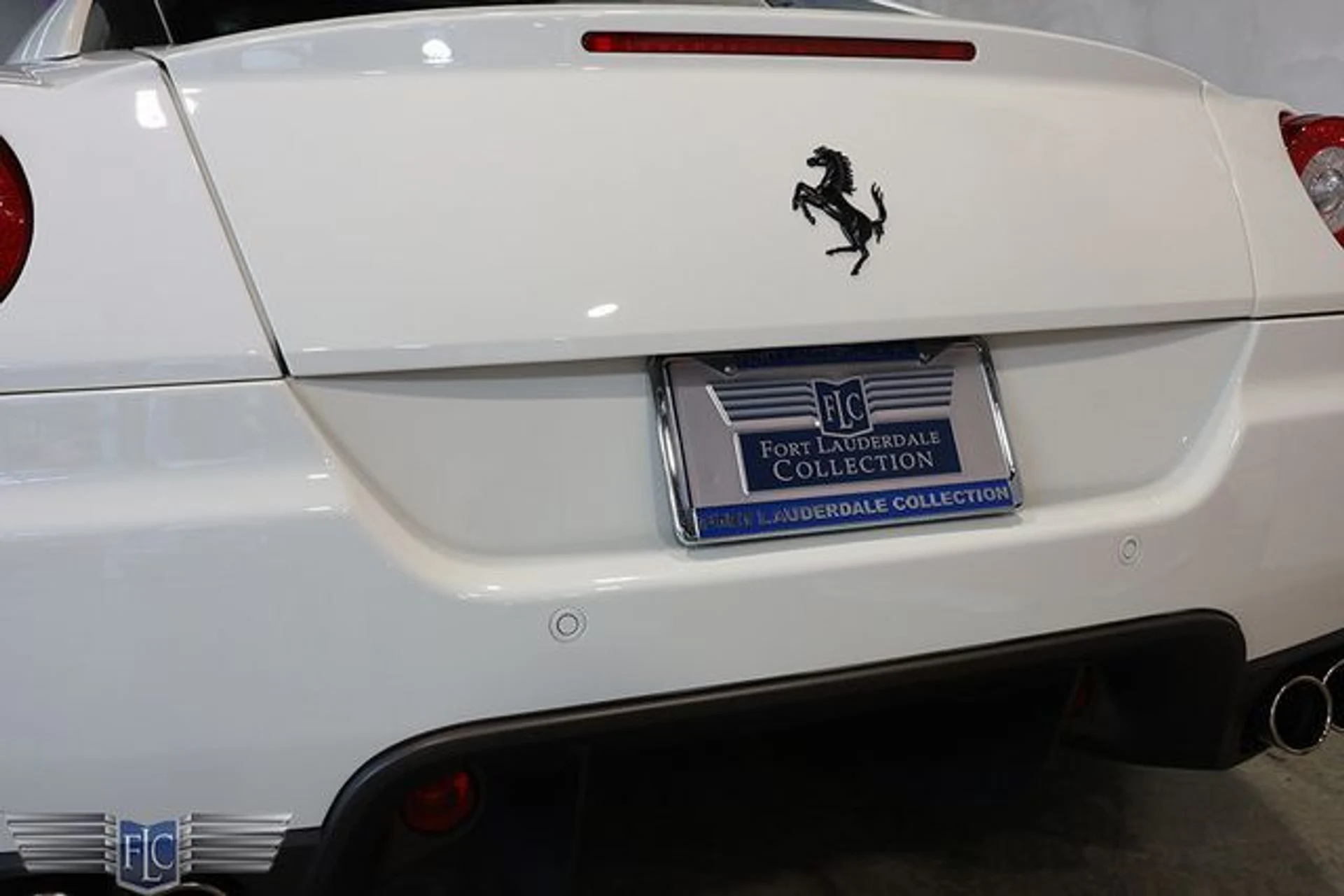 mph011_1339120285_used_2011_ferrari_599_2drcoupegtbfiorano_9689_23067510_16_640_68b2b64904