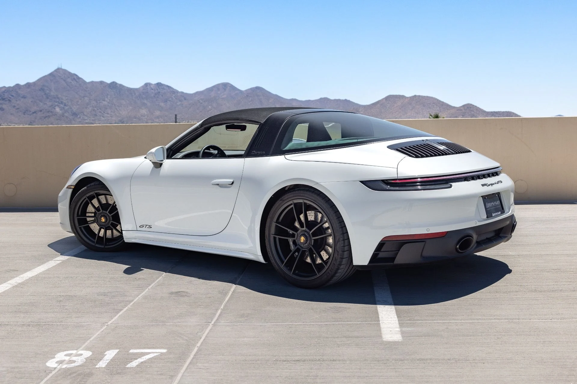 mph011_1340752326_Used_2024_Porsche_911_Targa_4_GTS_1781911832_658e2e391f