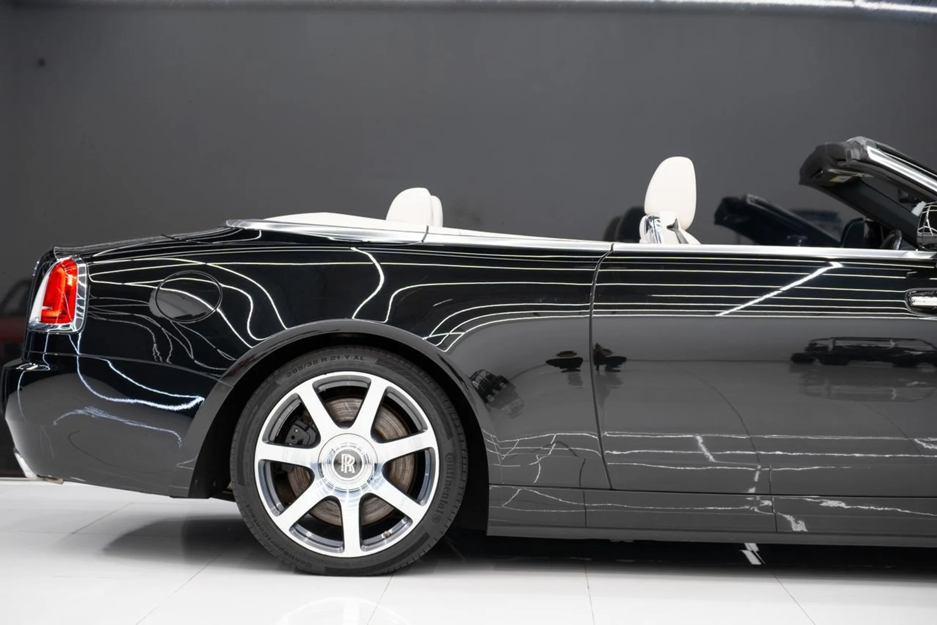 mph011_1341095562_74b6b36c4e48942b86881999e450a467_080e5d2599