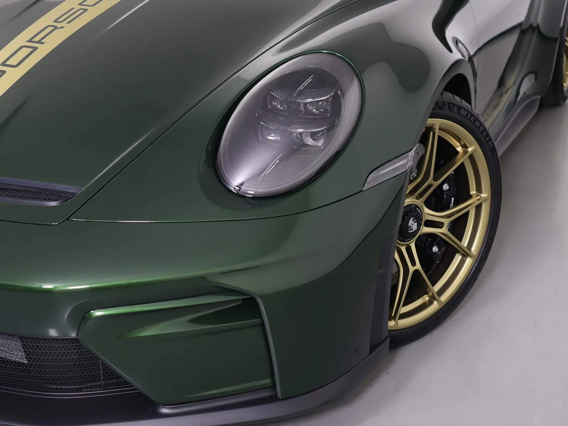 mph011_135094926_2c3daa65329471cc744a6c80cc63e1db_512aec681b