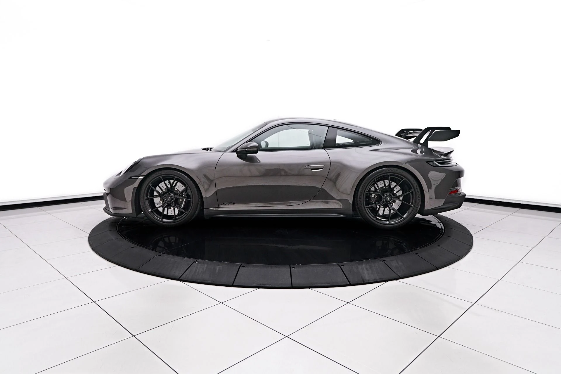 mph011_1362812336_Used_2023_Porsche_911_GT_3_1754443655_fdc52d1723