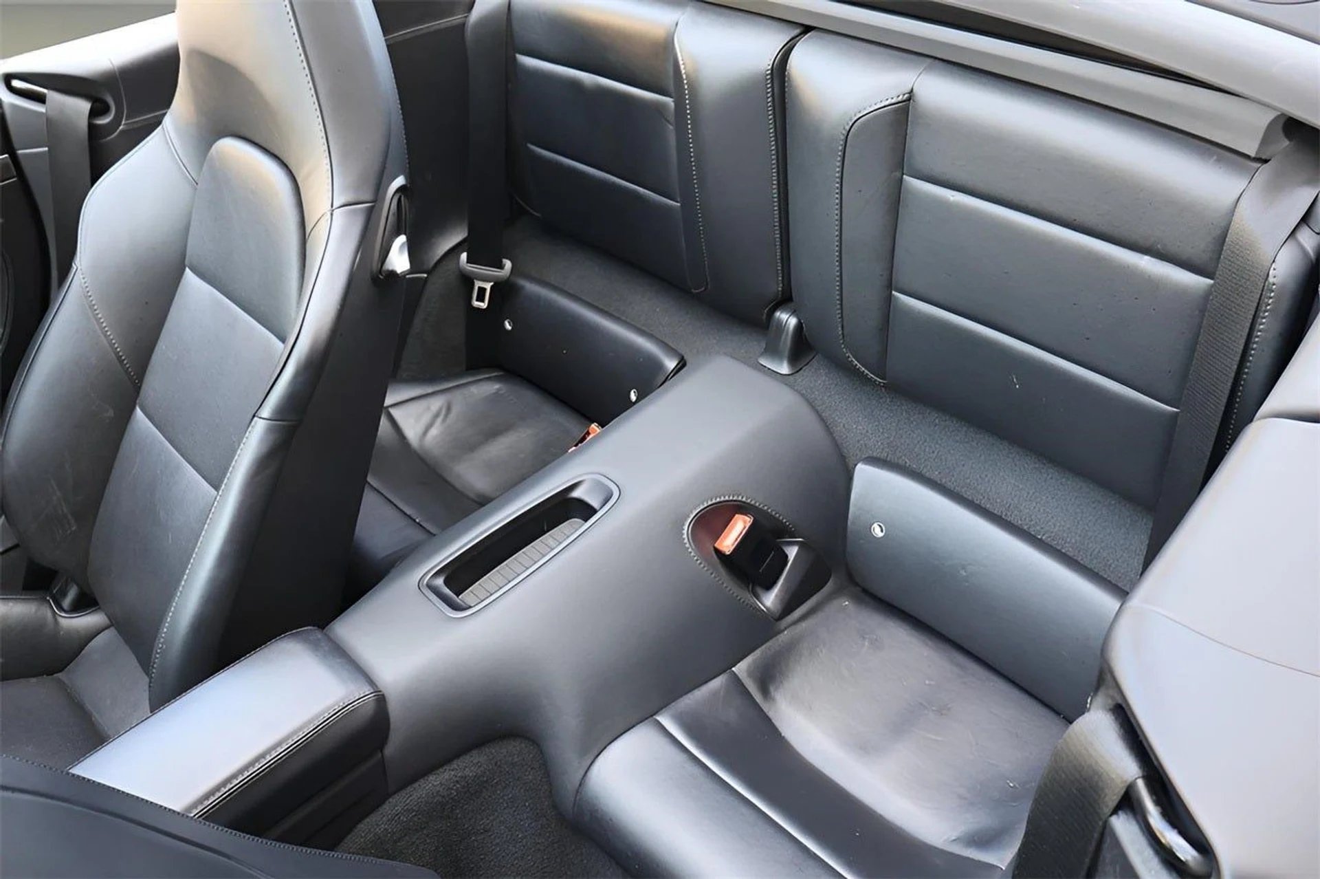 mph011_136467744_12_5d6fecc958