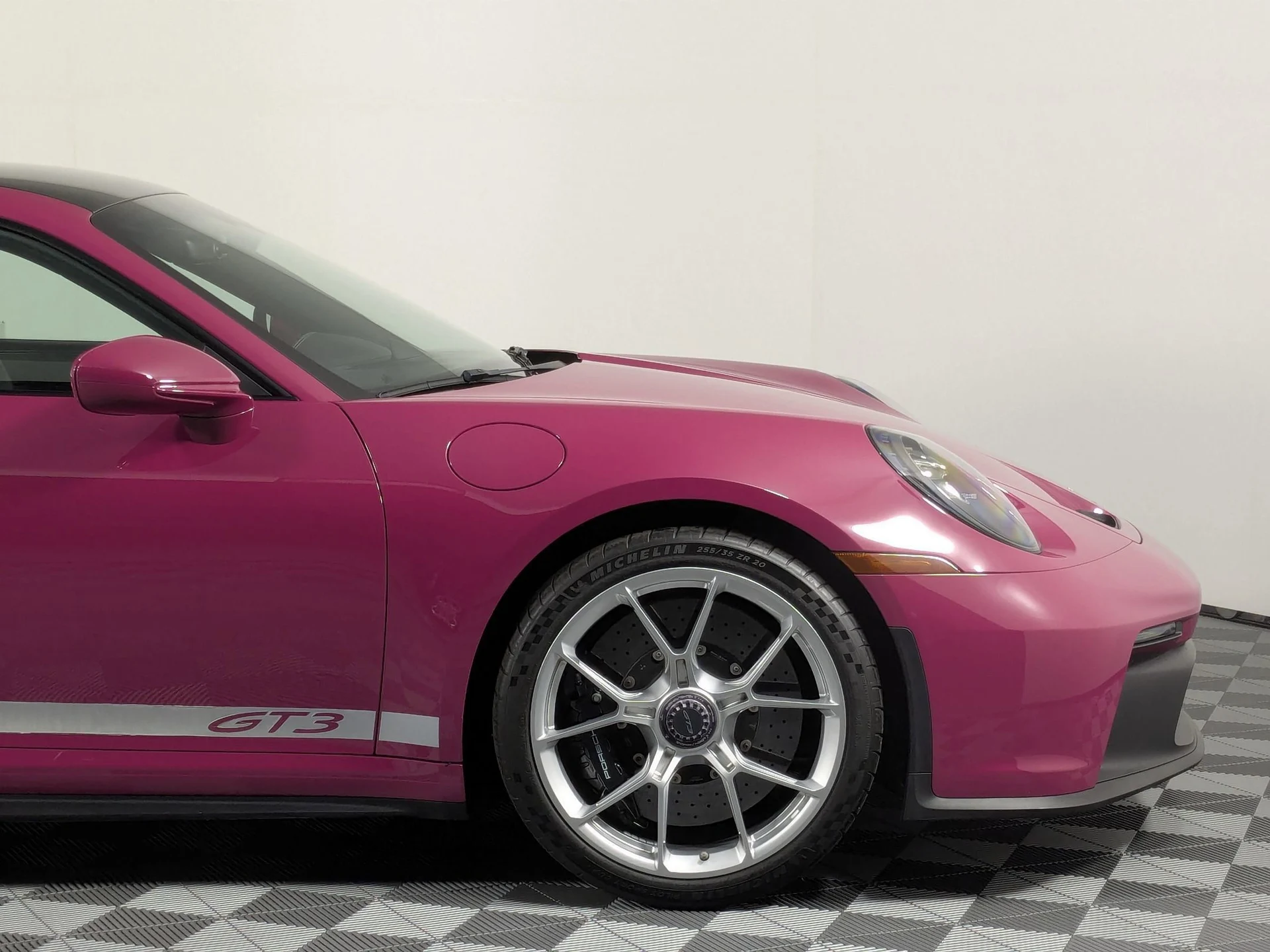 mph011_1368343651_dc181c8a2149ffa5b7c89344fa6d6d23x_c29dfd0901