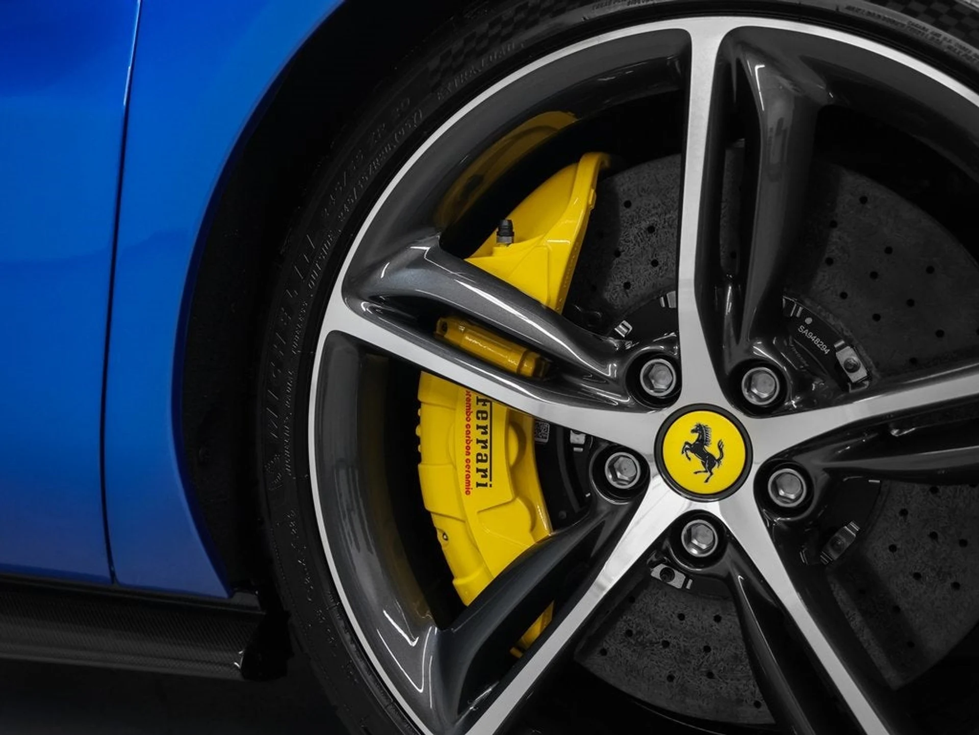 mph011_1370622834_12_5b9e6f9794