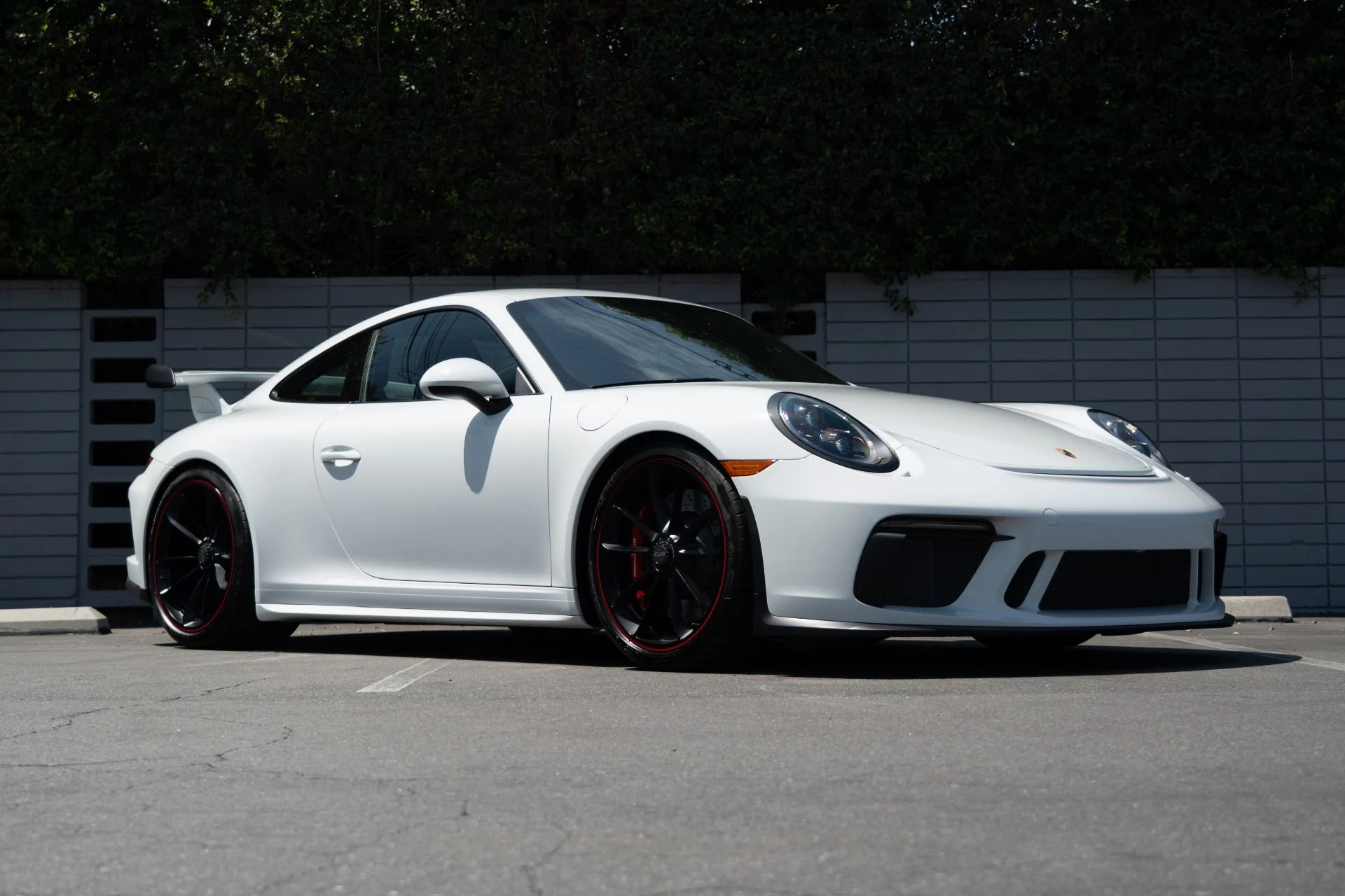 mph011_1383977600_Used_2018_Porsche_911_GT_3_1756851687_bf13770586