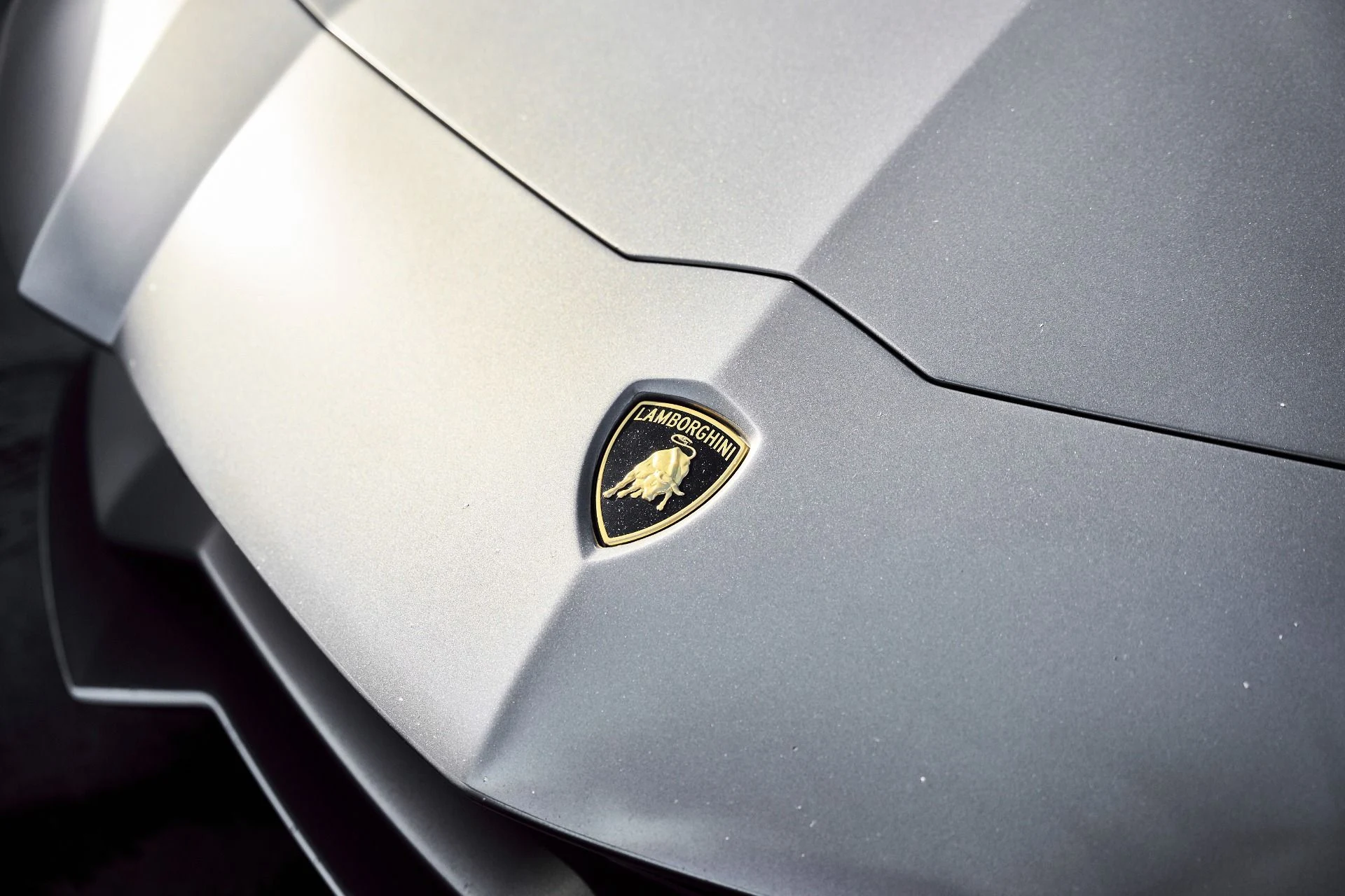 mph011_1386648676_Used_2018_Lamborghini_Aventador_S_Base_1773191785_9f9935b082