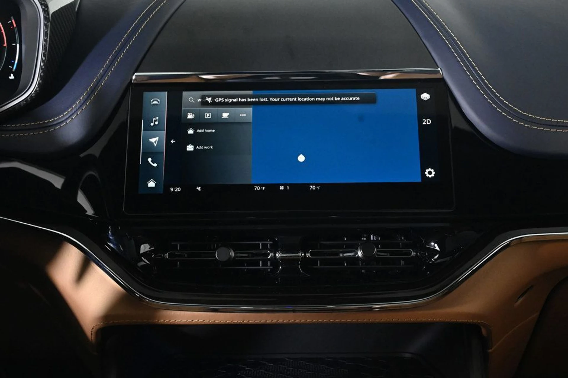 mph011_1397532093_new_2026_aston_martin_dbx_707awd_11350_22956758_12_1024_a666737f30