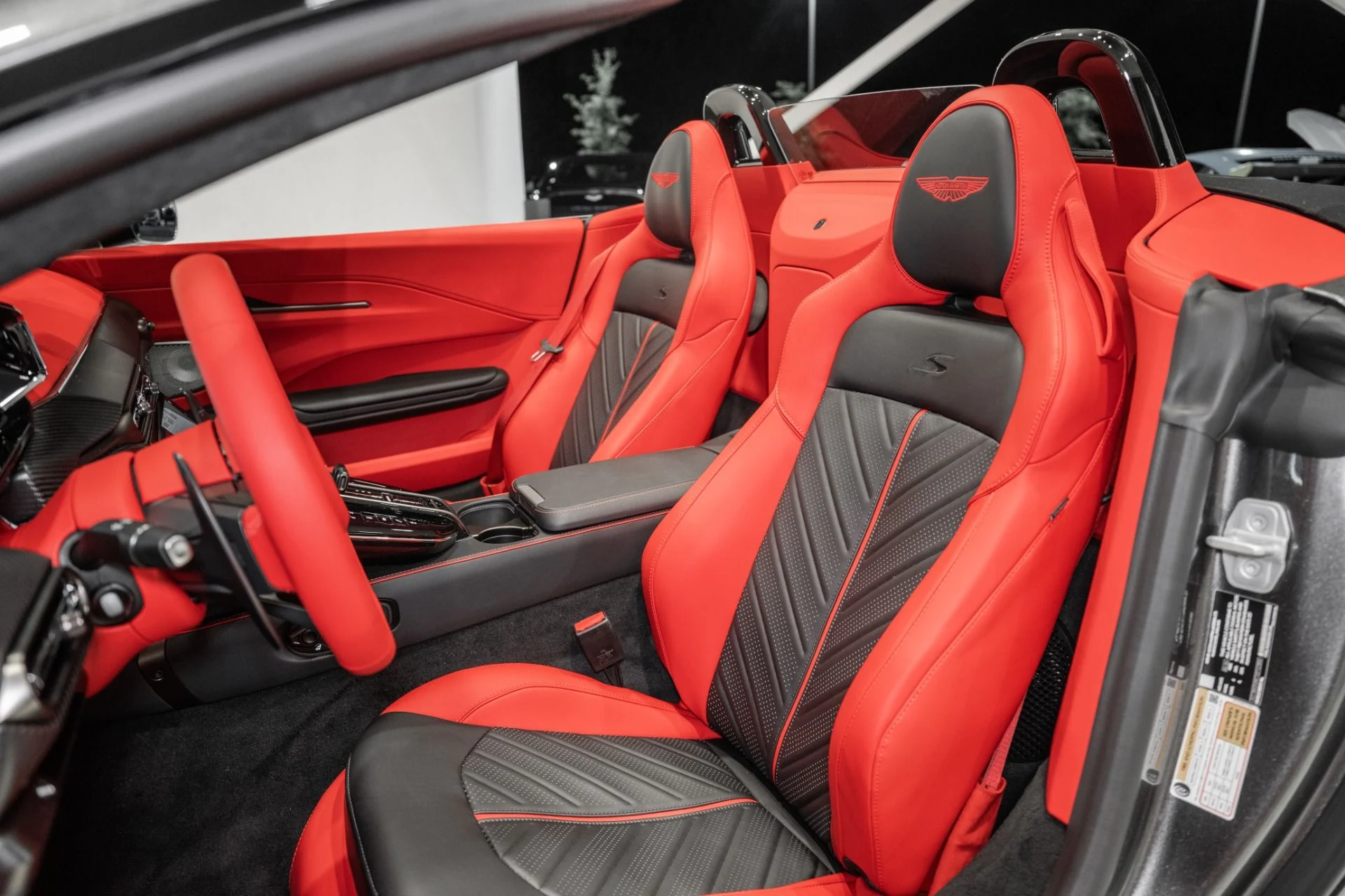 mph011_1400585266_New_2026_Aston_Martin_Vantage_S_Roadster_1781710661_23a3e3d707