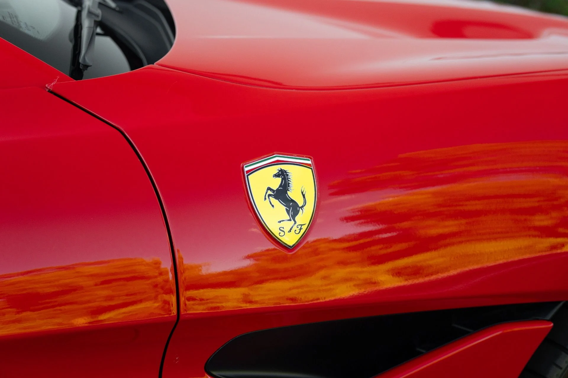 mph011_1401828662_Used_2020_Ferrari_Portofino_1760457229_e325eca1cd
