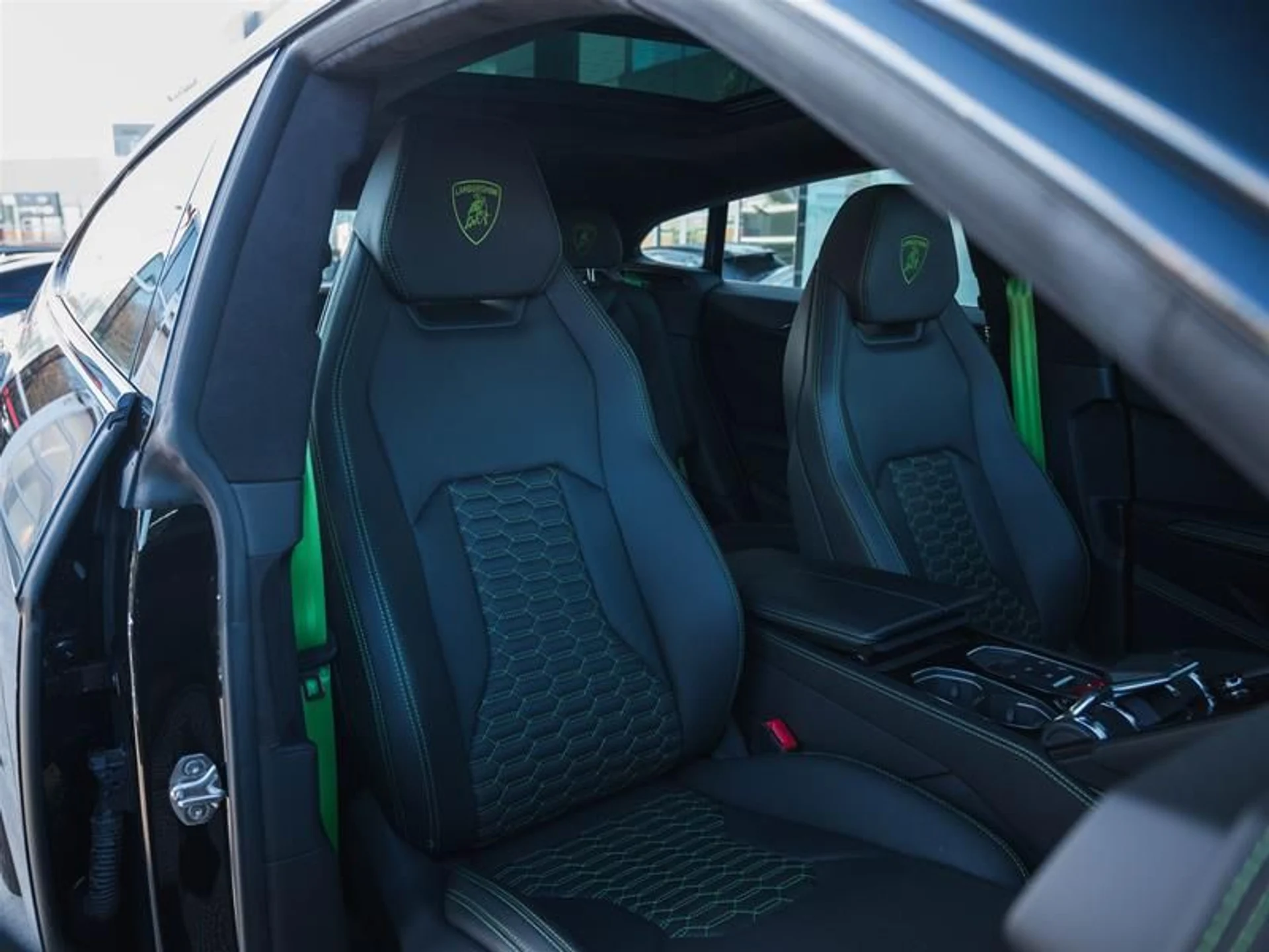 mph011_1402327971_fcole1js_581ec61993