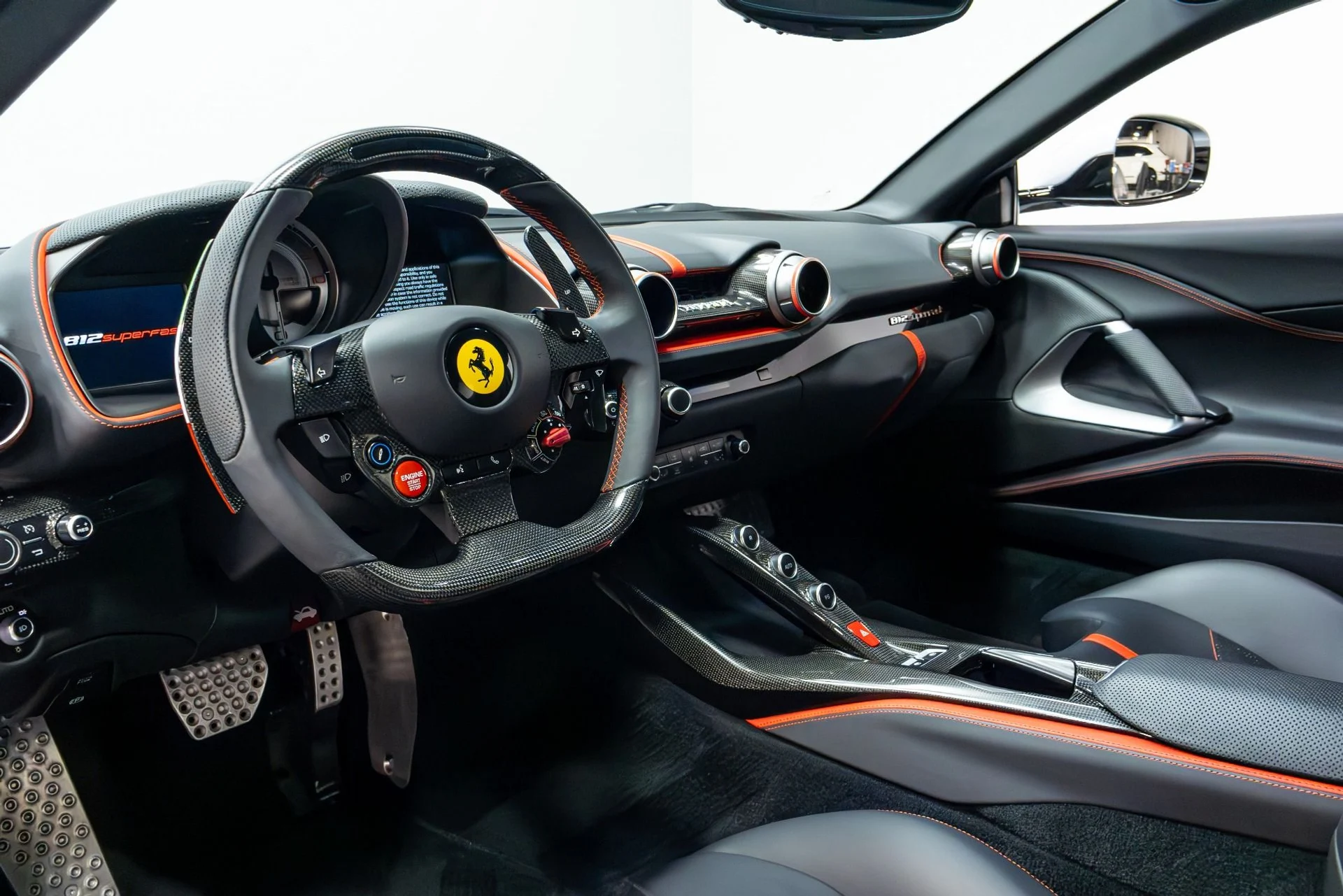mph011_1404918243_Used_2018_Ferrari_812_Superfast_1777416678_5d5801ac70