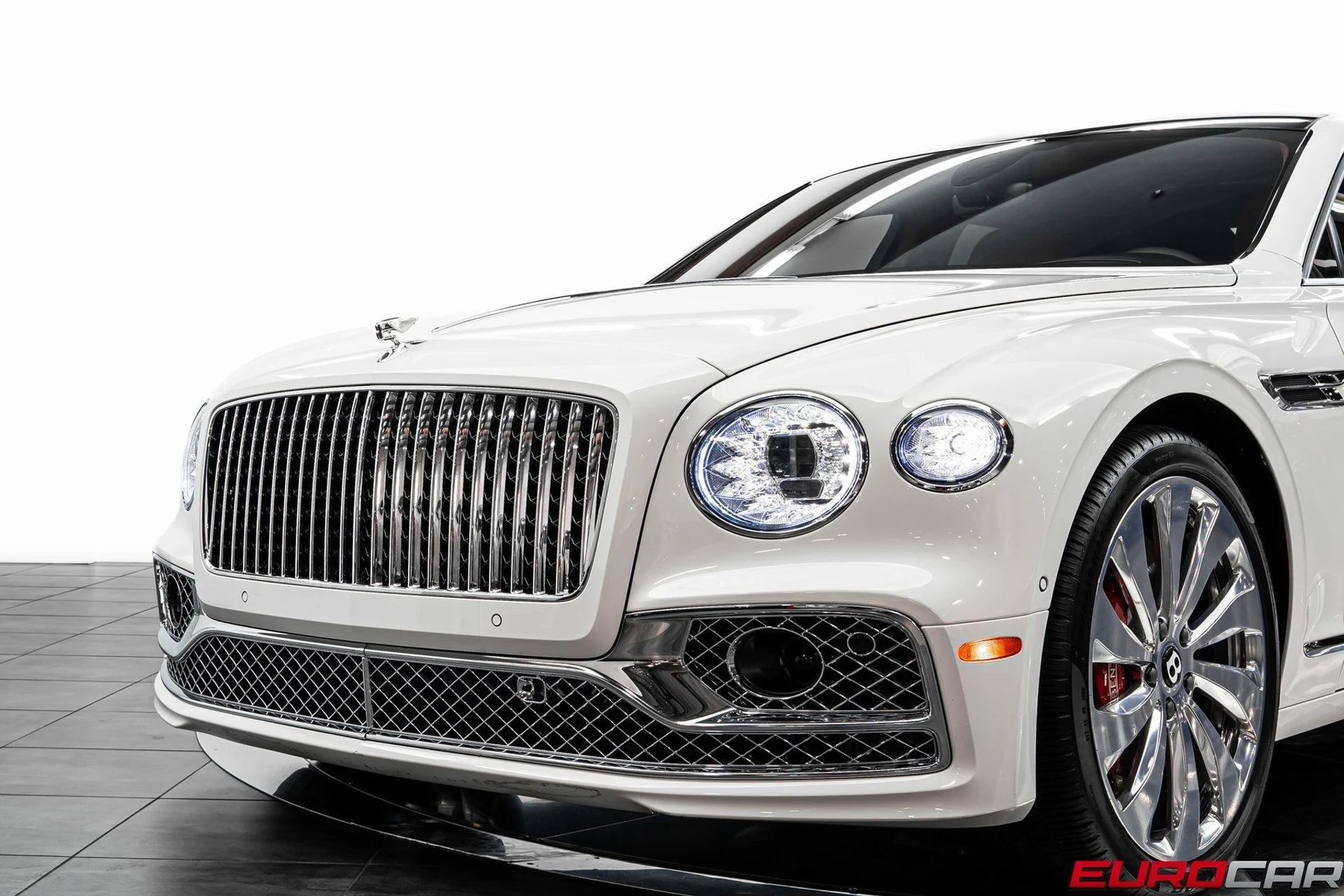 mph011_142348956_image_12_35419c5732