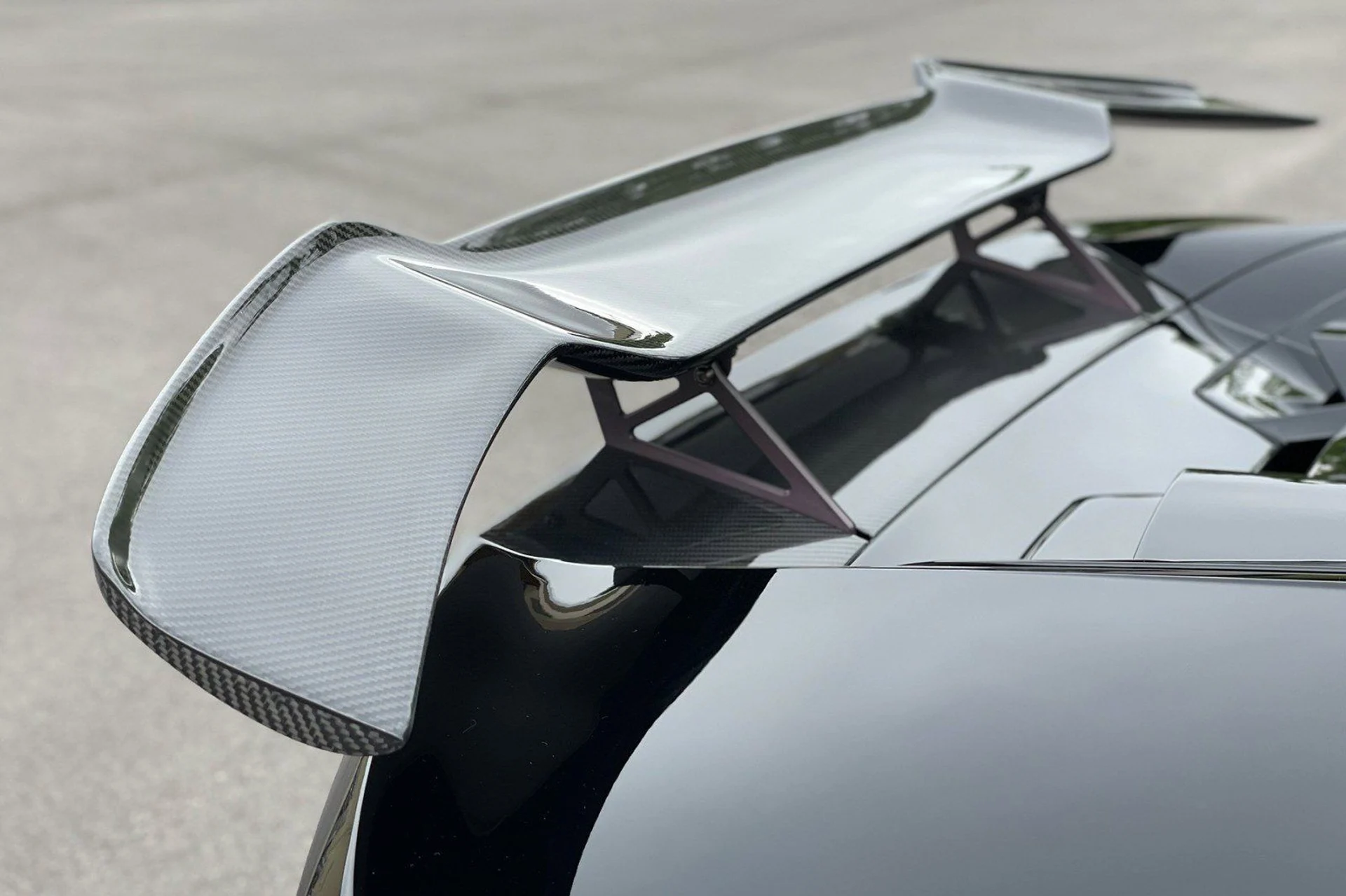 mph011_1430862456_Used_2017_Lamborghini_Huracan_LP_610_4_Spyder_1761858572_0ca35d06a7