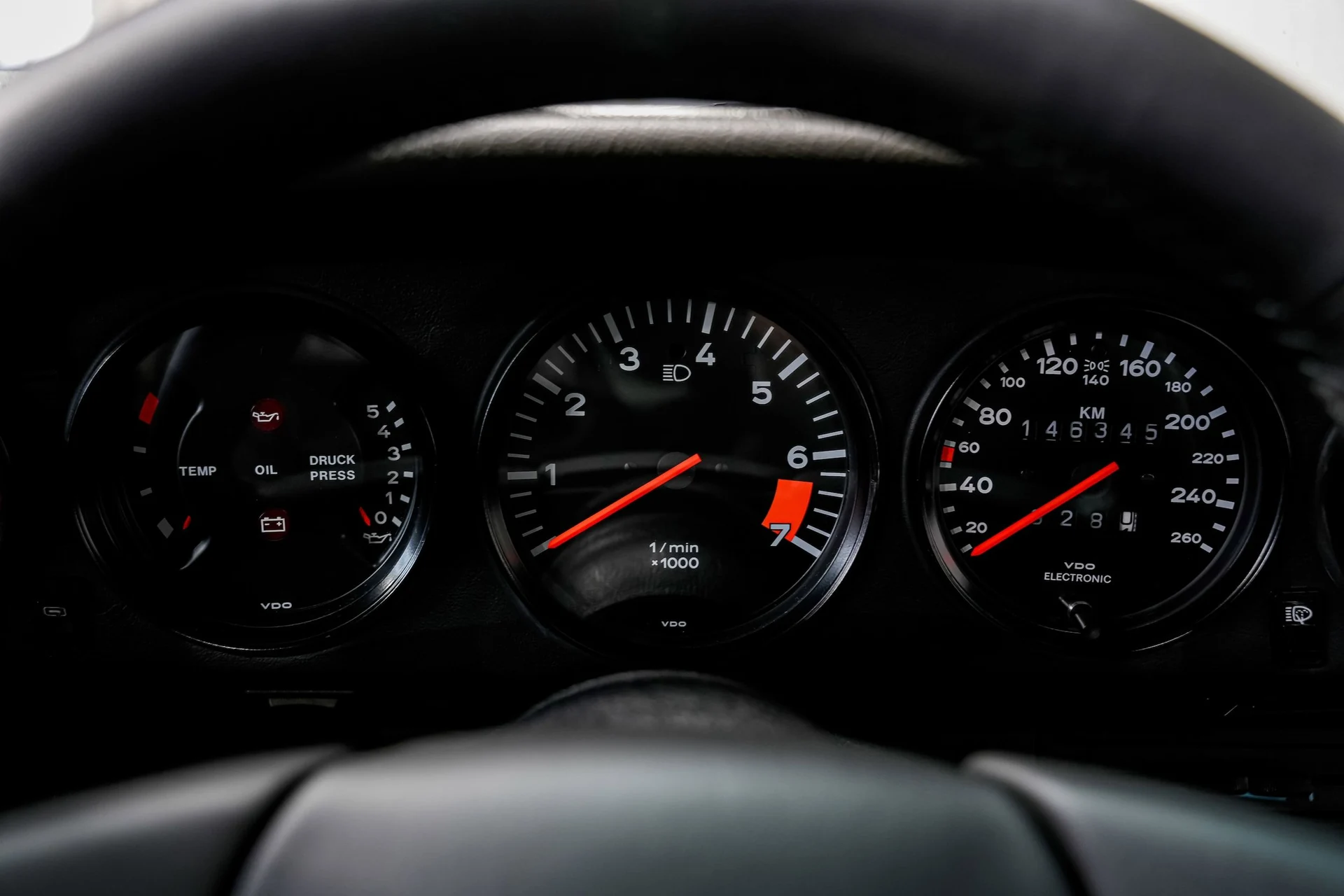 mph011_143392357_2b8de575e2b5aa3c77768ef2700cf702x_93498f2b71