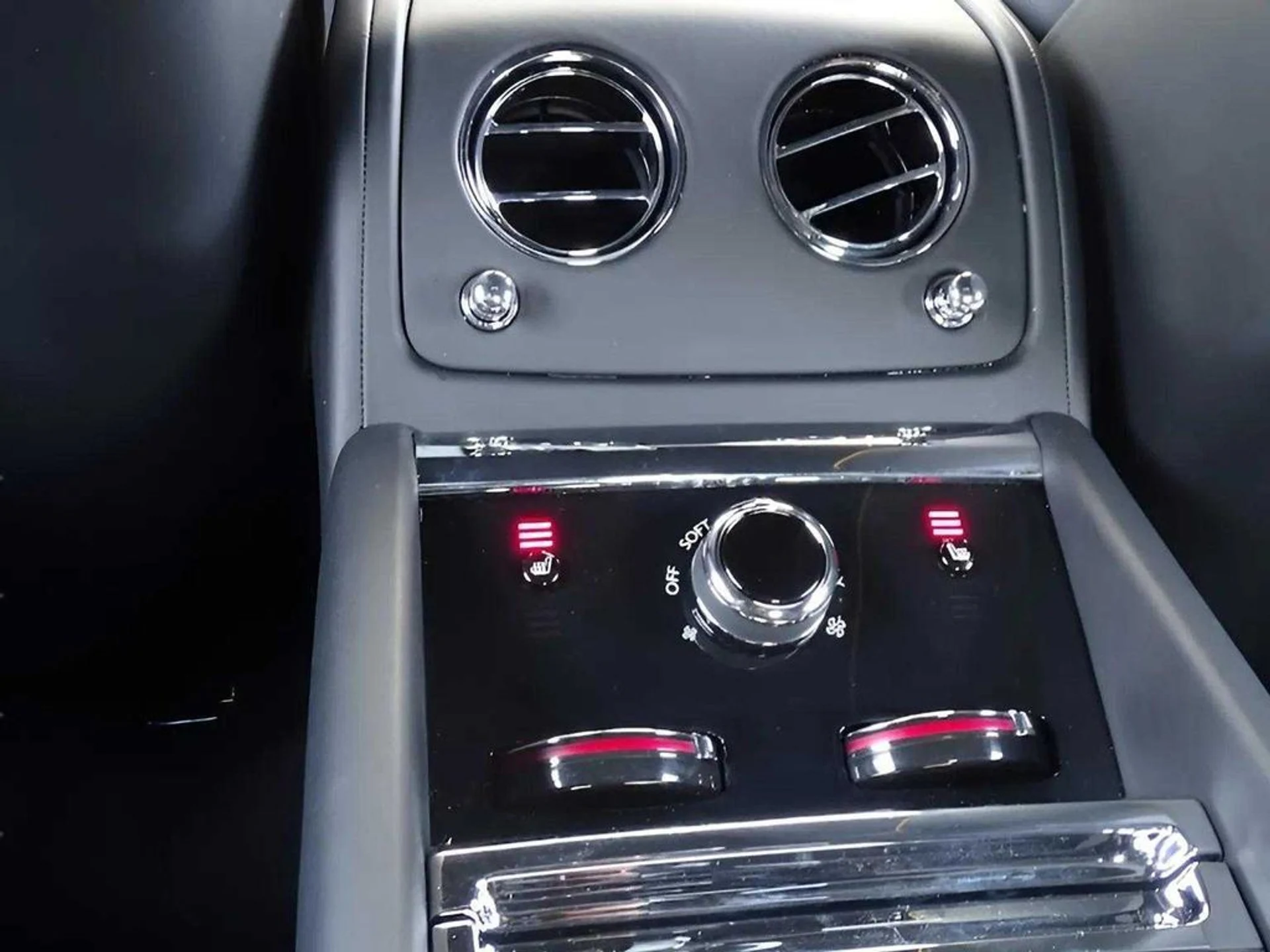 mph011_1434353393_0f33e99227cbf57bce80188bcbd21655x_a713702e40