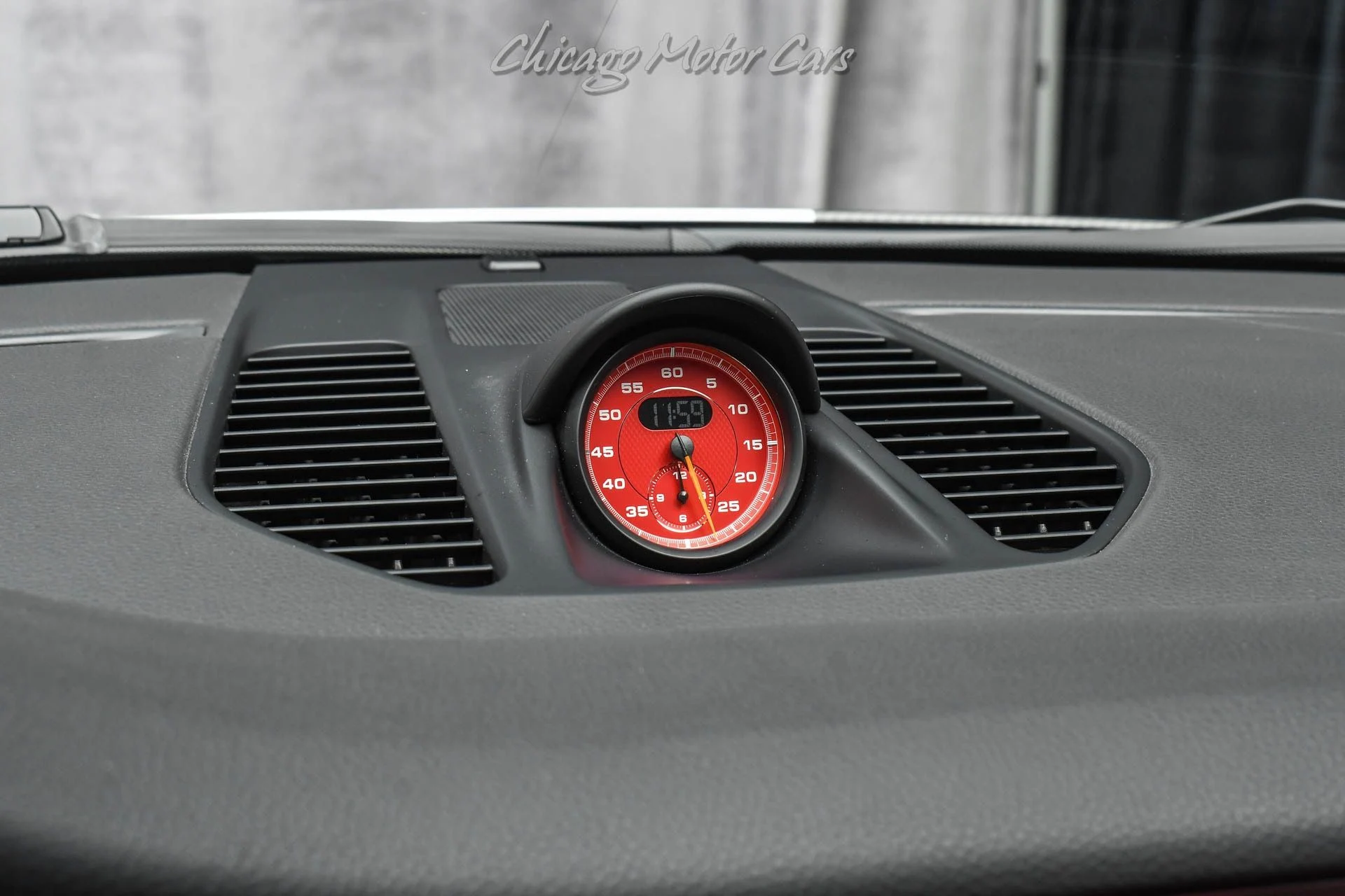 mph011_1435411711_12960_p12_l_b0bde1f6de