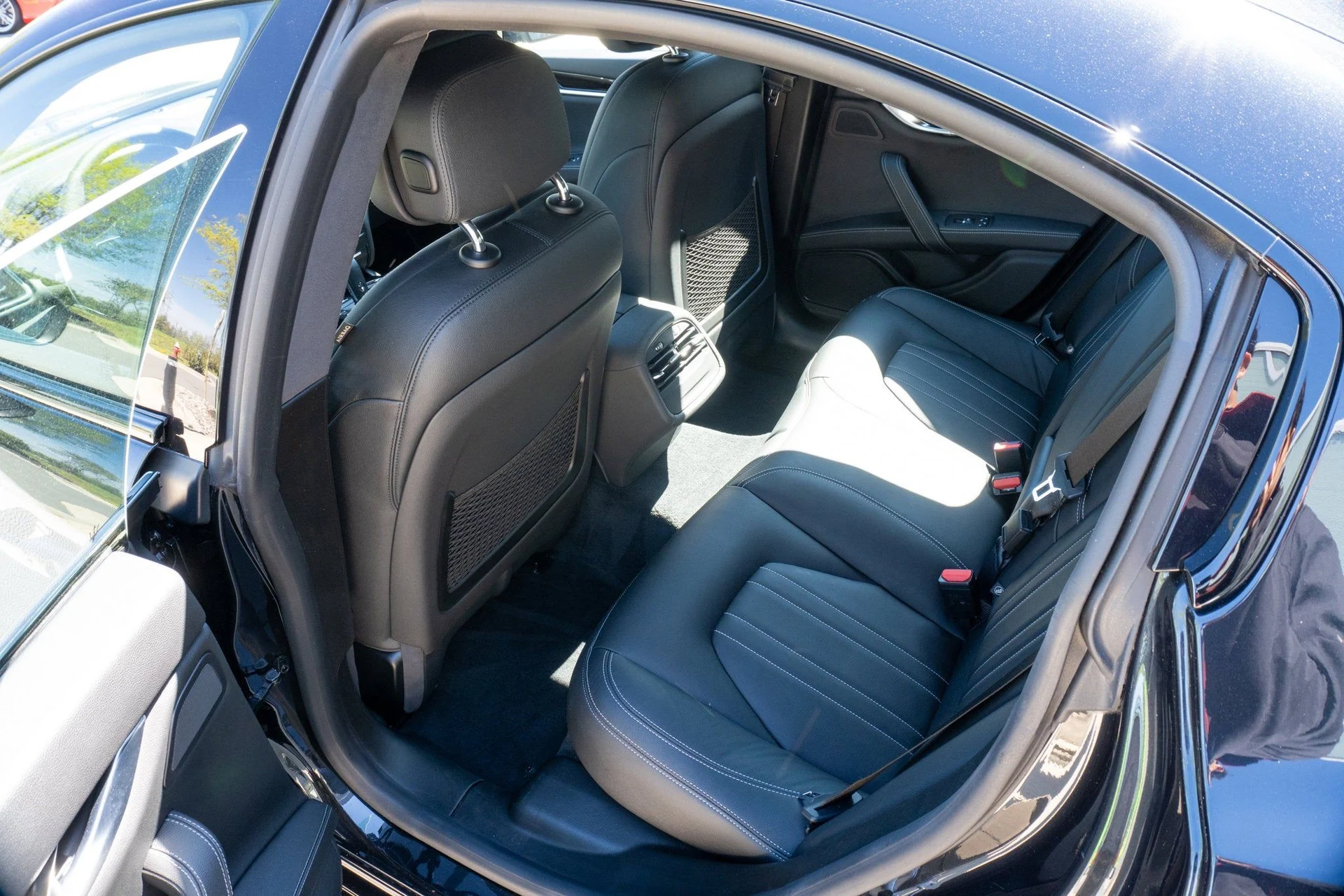 mph011_1441725630_8e05874987b64c478f6f3926b0b5d4d6_db4084ce06