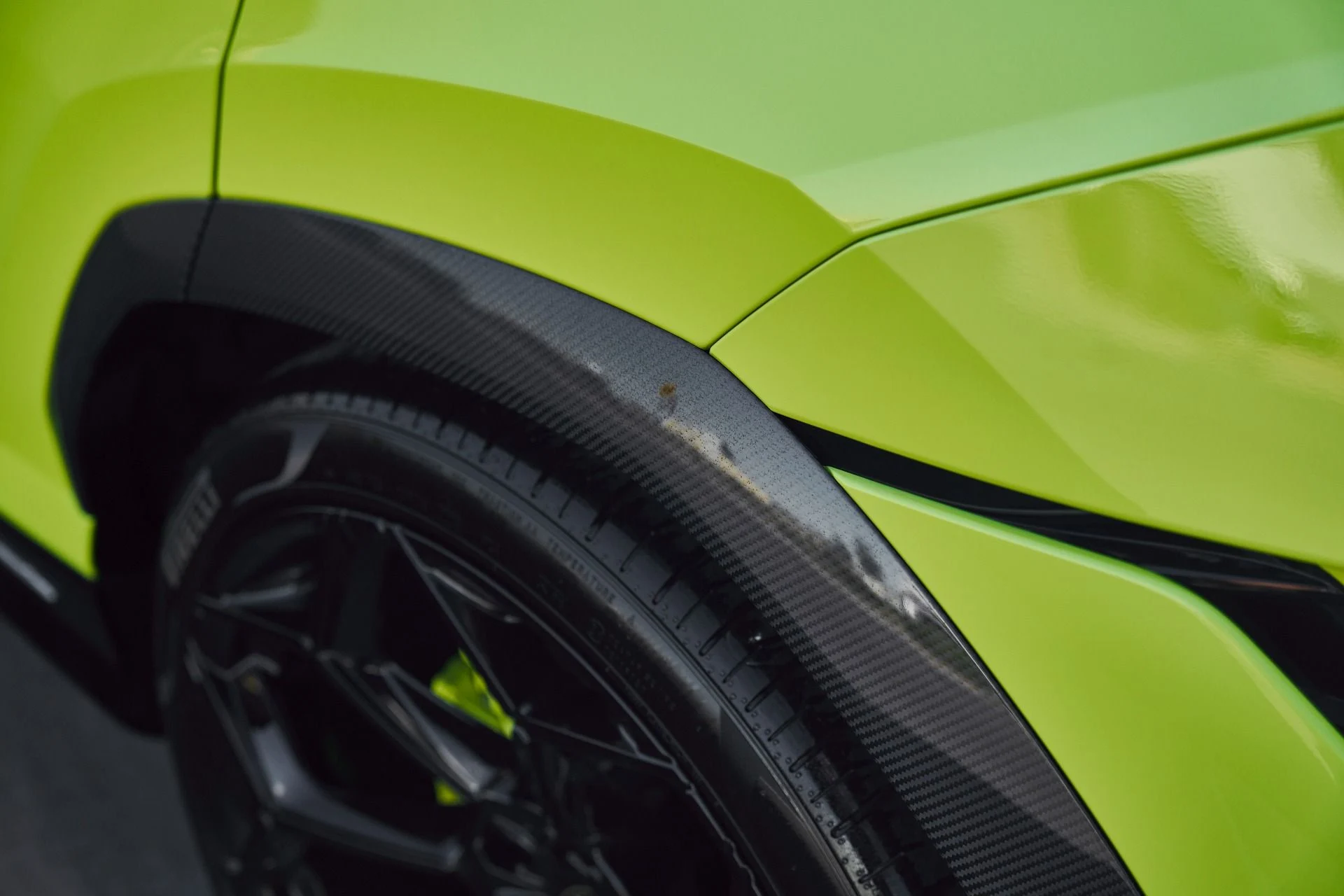 mph011_1454416482_Used_2024_Lamborghini_Urus_Performante_1771724610_5b0ea34256