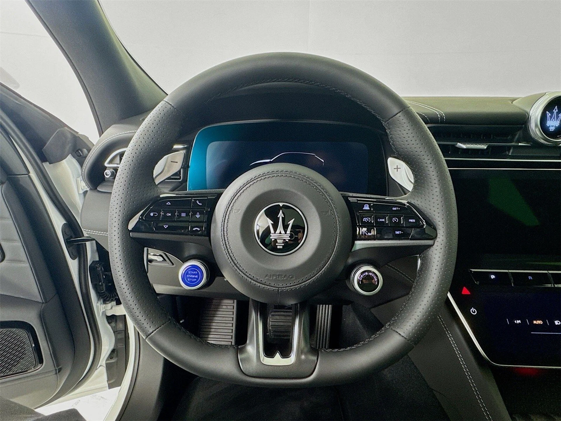 mph011_1464022833_68e38b6904e0da847eefd3dfa7c9336bx_2728e23616