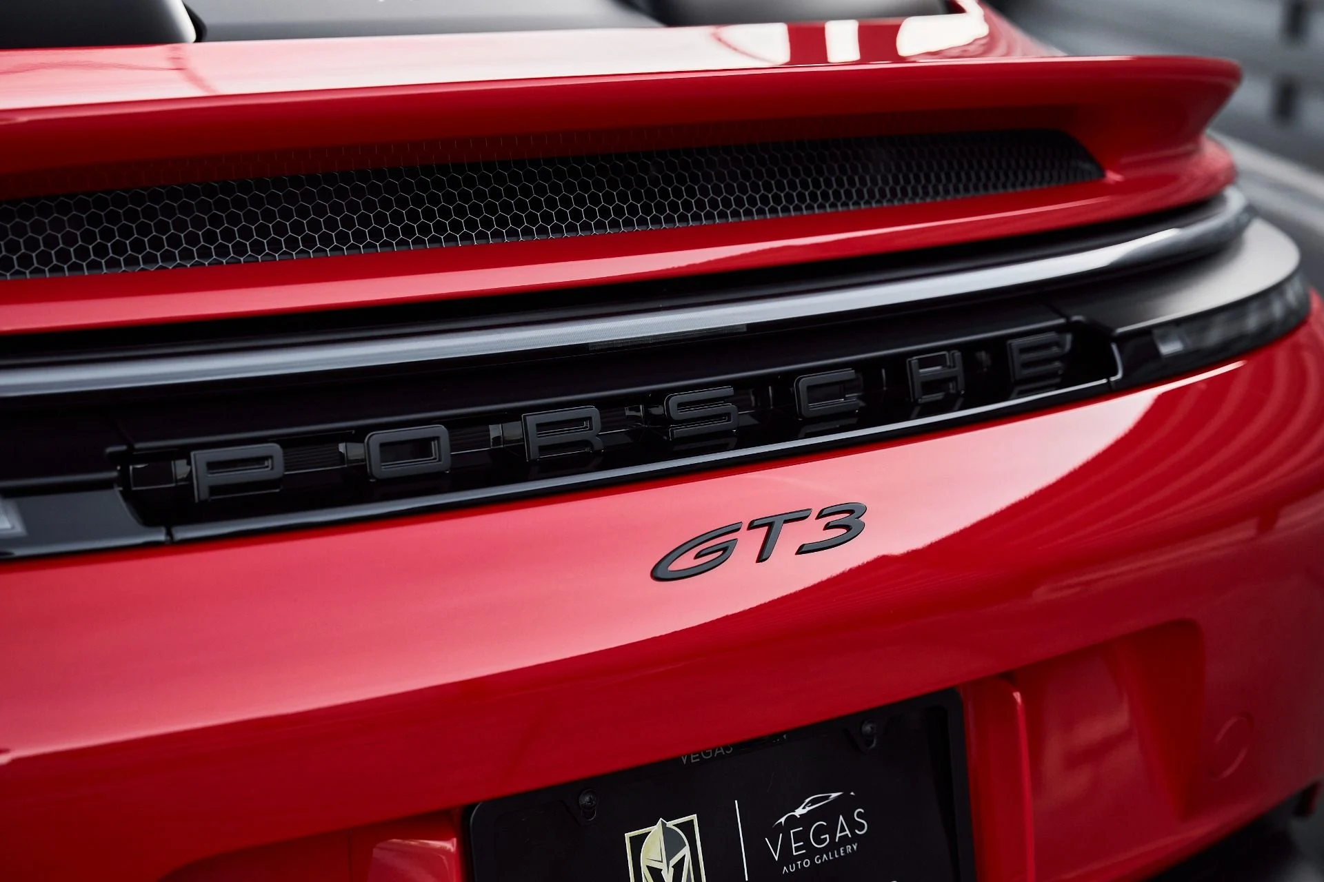 mph011_1472552656_Used_2025_Porsche_911_GT_3_1766514410_d79900ac7b