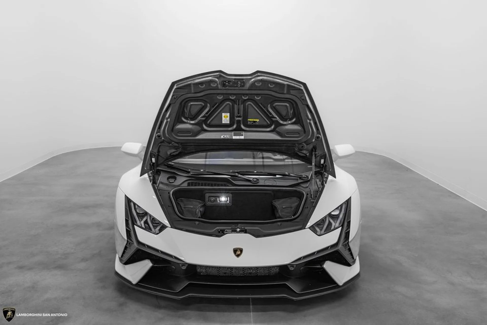 mph011_1474511470_7fbad3f35a7690514267aca3d2a04e28x_a28af3ae90