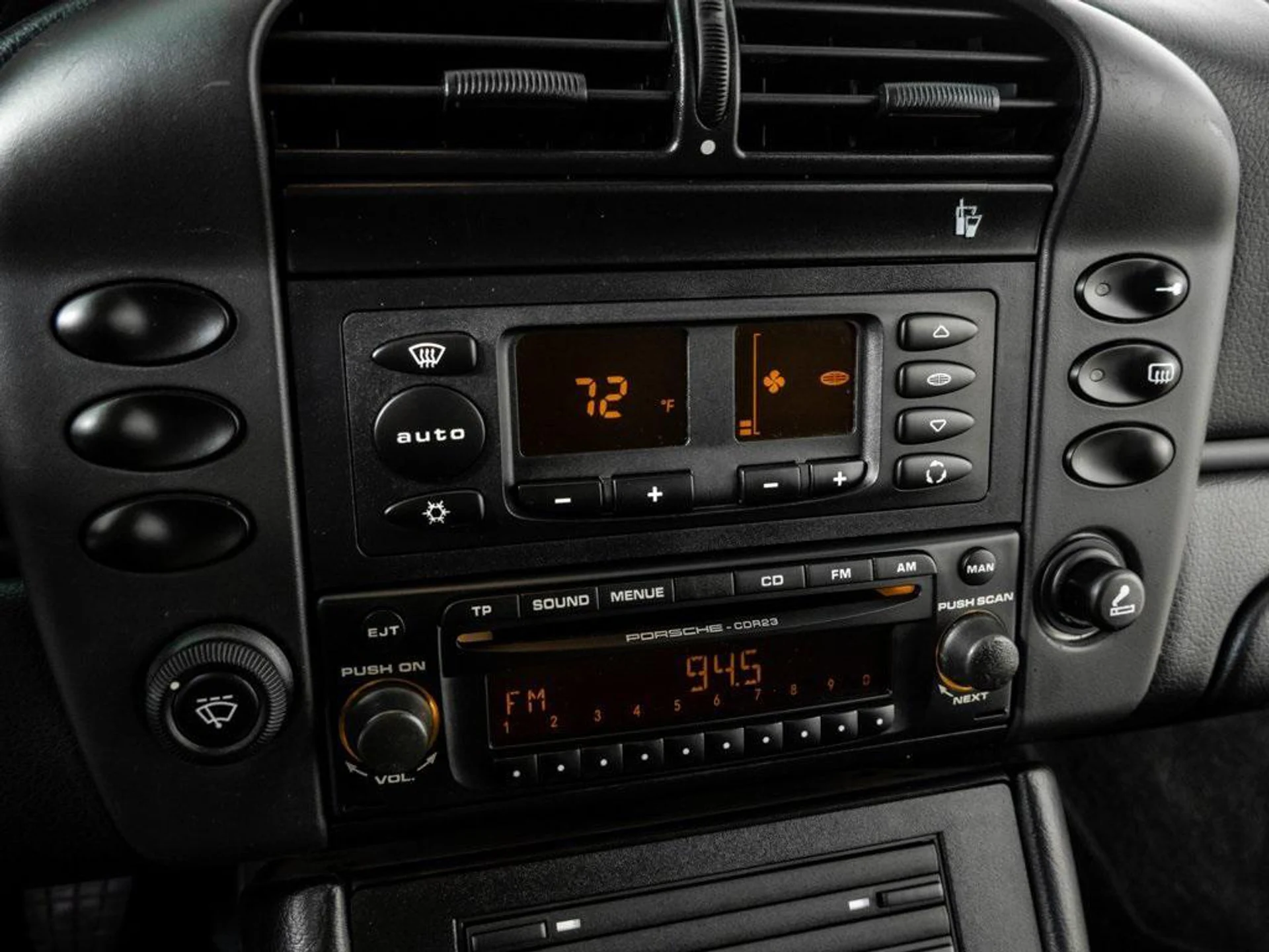 mph011_1475146127_Fj_NZN_5_Zw0_Tgbtsf4z8_Lvht_H_Fj_EE_5999287f0a