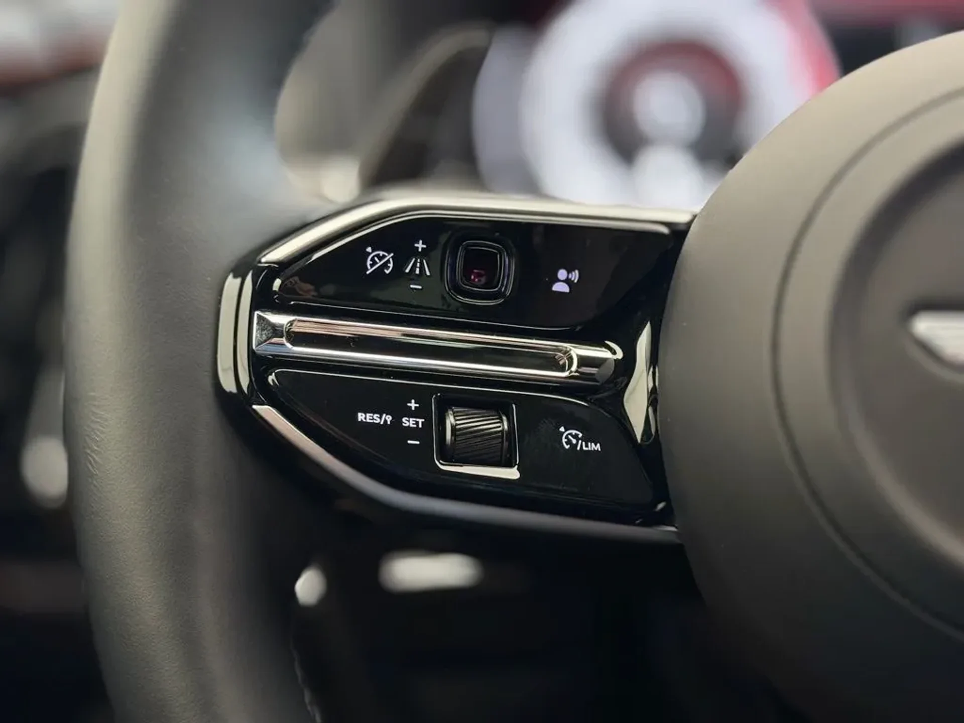 mph011_1477592586_v7xwyzjq1cioemy0azqry1n28rcw_0ae4000b8a