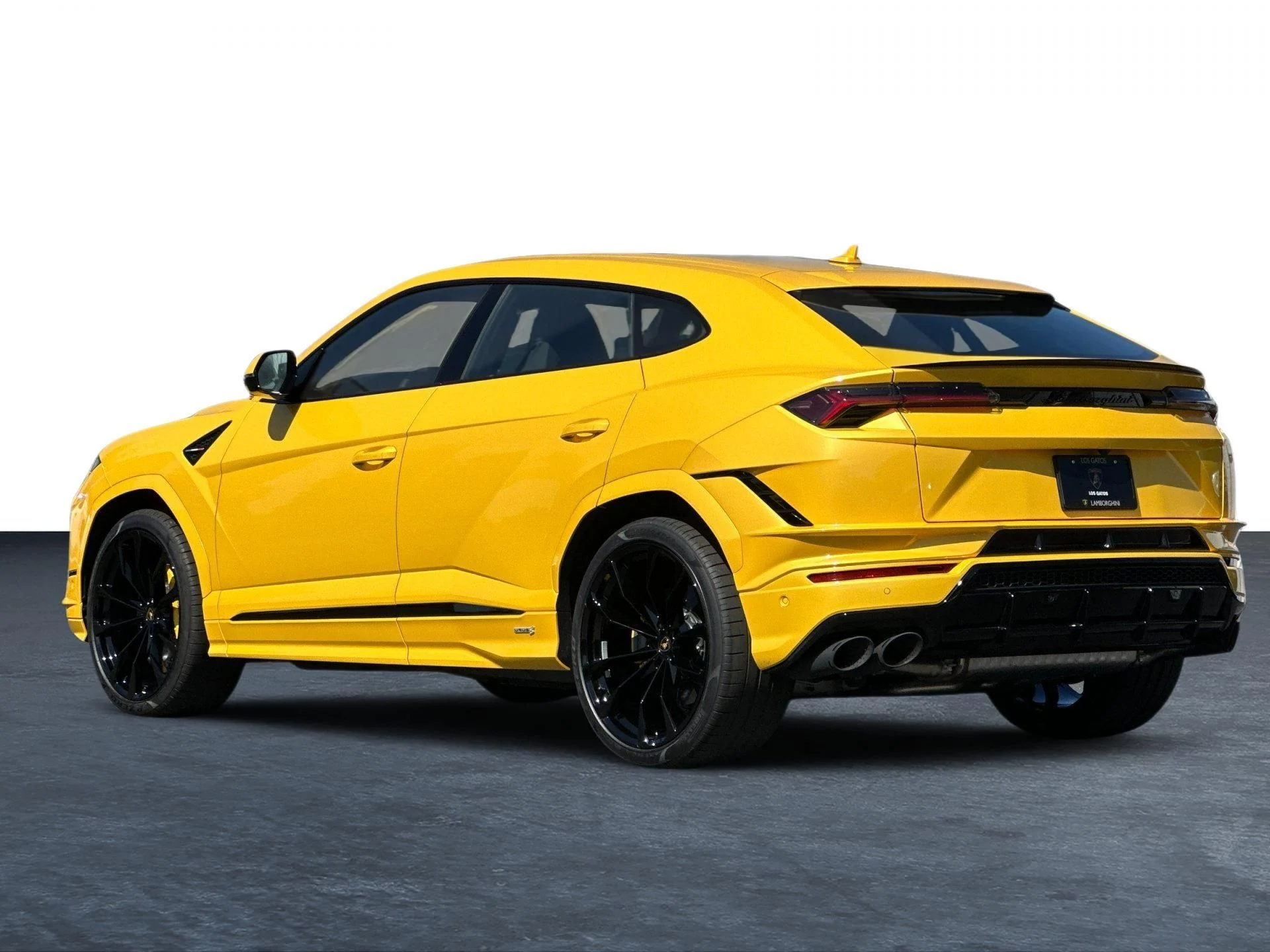 mph011_1478223409_New_2024_Lamborghini_Urus_S_1747424123_29492be395