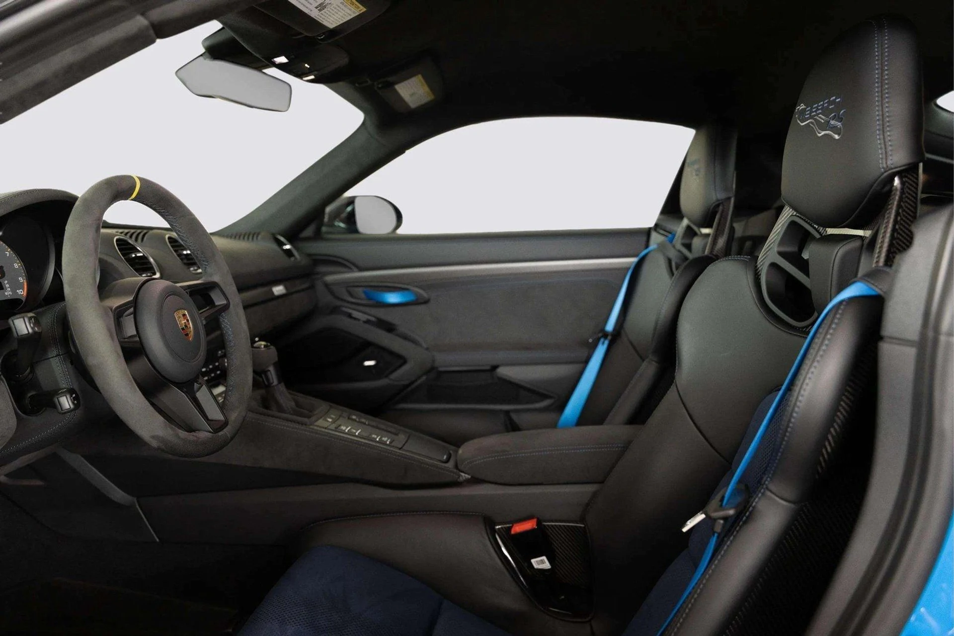 mph011_148095190_image_12_e783b807b9