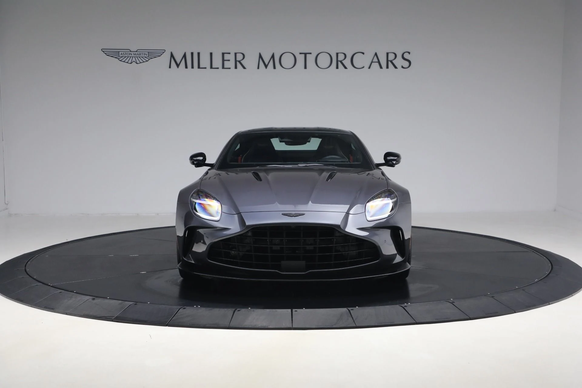 mph011_1481178755_New_2026_Aston_Martin_Vantage_S_1766181573_177ce72861