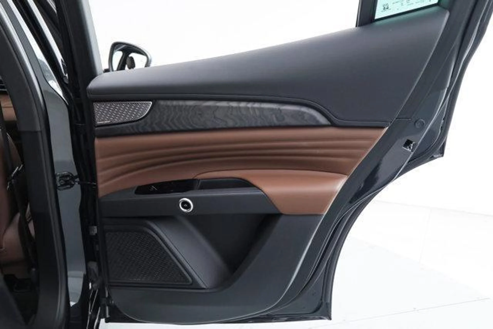 mph011_1486640629_XV_38_Aj_C1g_Ks_H6_EW_Jl_XW_Jnw_W_Mf_VE_cb163e9a62