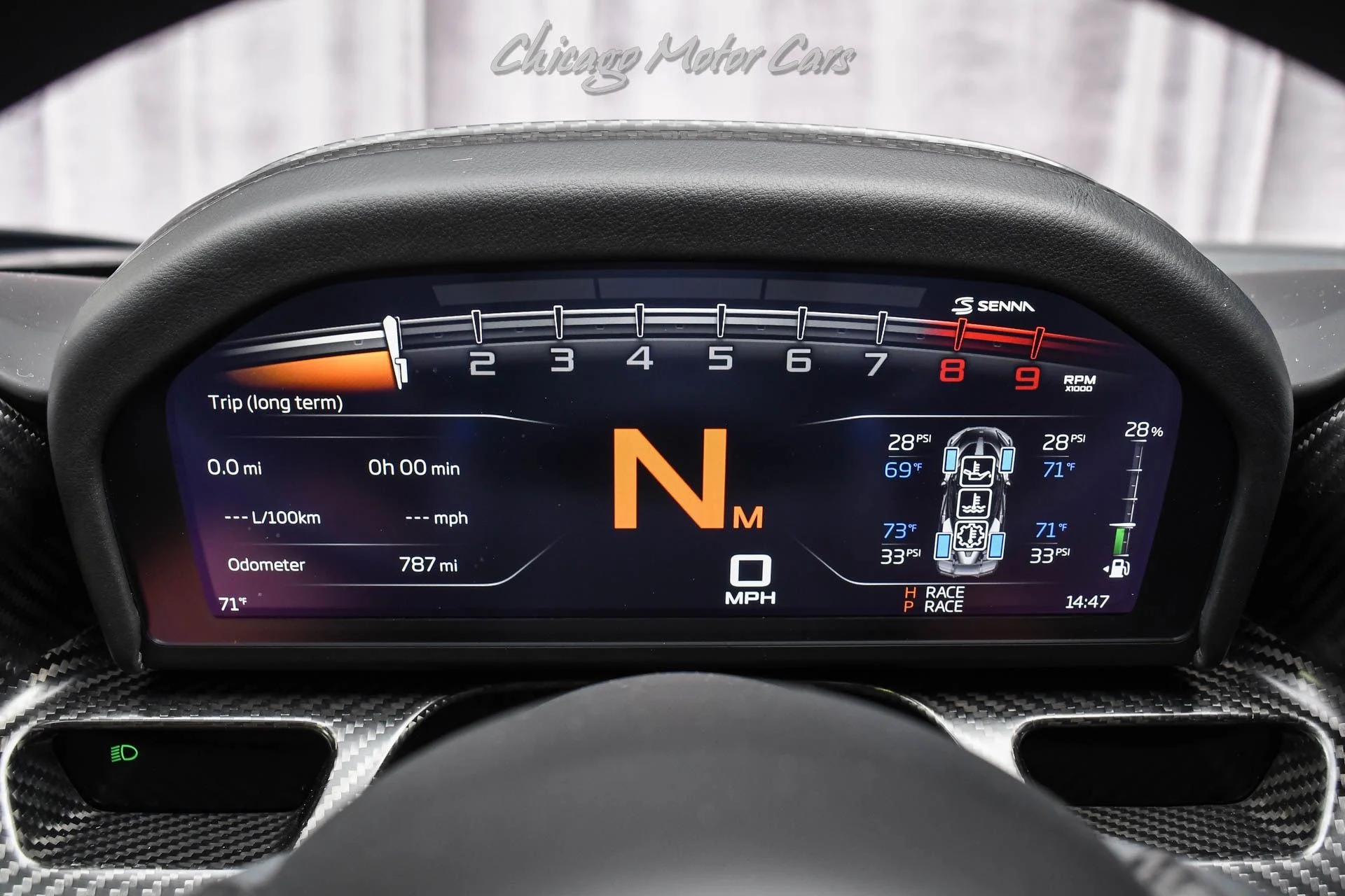 mph011_1490358638_12200_p12_l_2ce14122d1