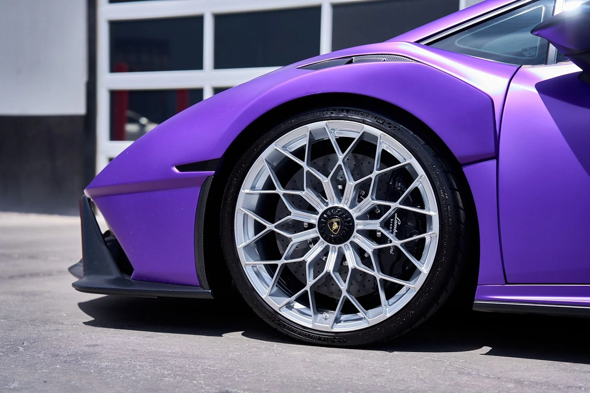 mph011_1492596774_Used_2023_Lamborghini_Huracan_STO_Base_1745101137_39e9ed56f8