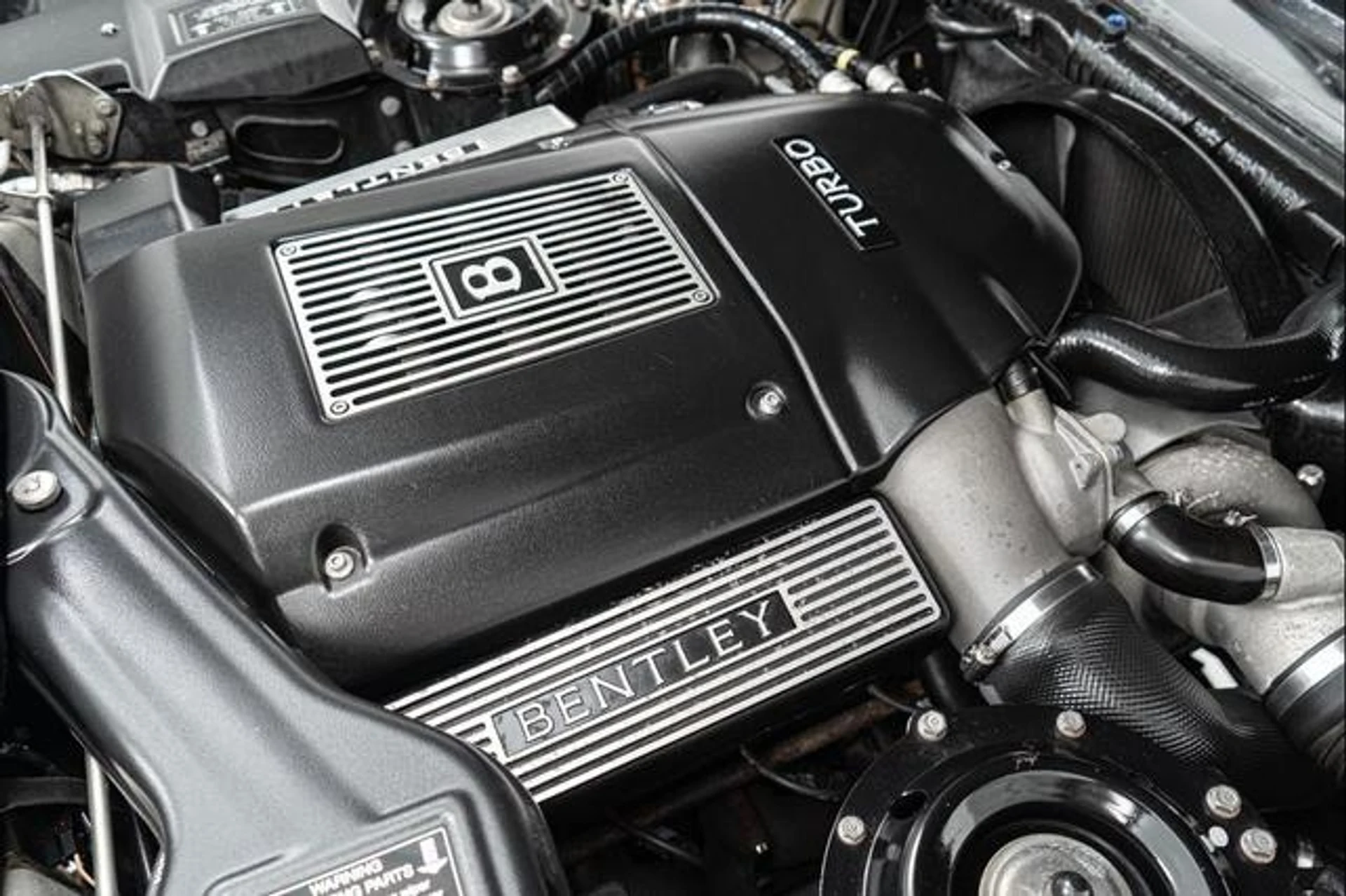 mph011_1498447935_MV_Lm_f_Lw_E_Cd_Xgubrg_S_Rgm_B3zr_HA_5d6580a1c4