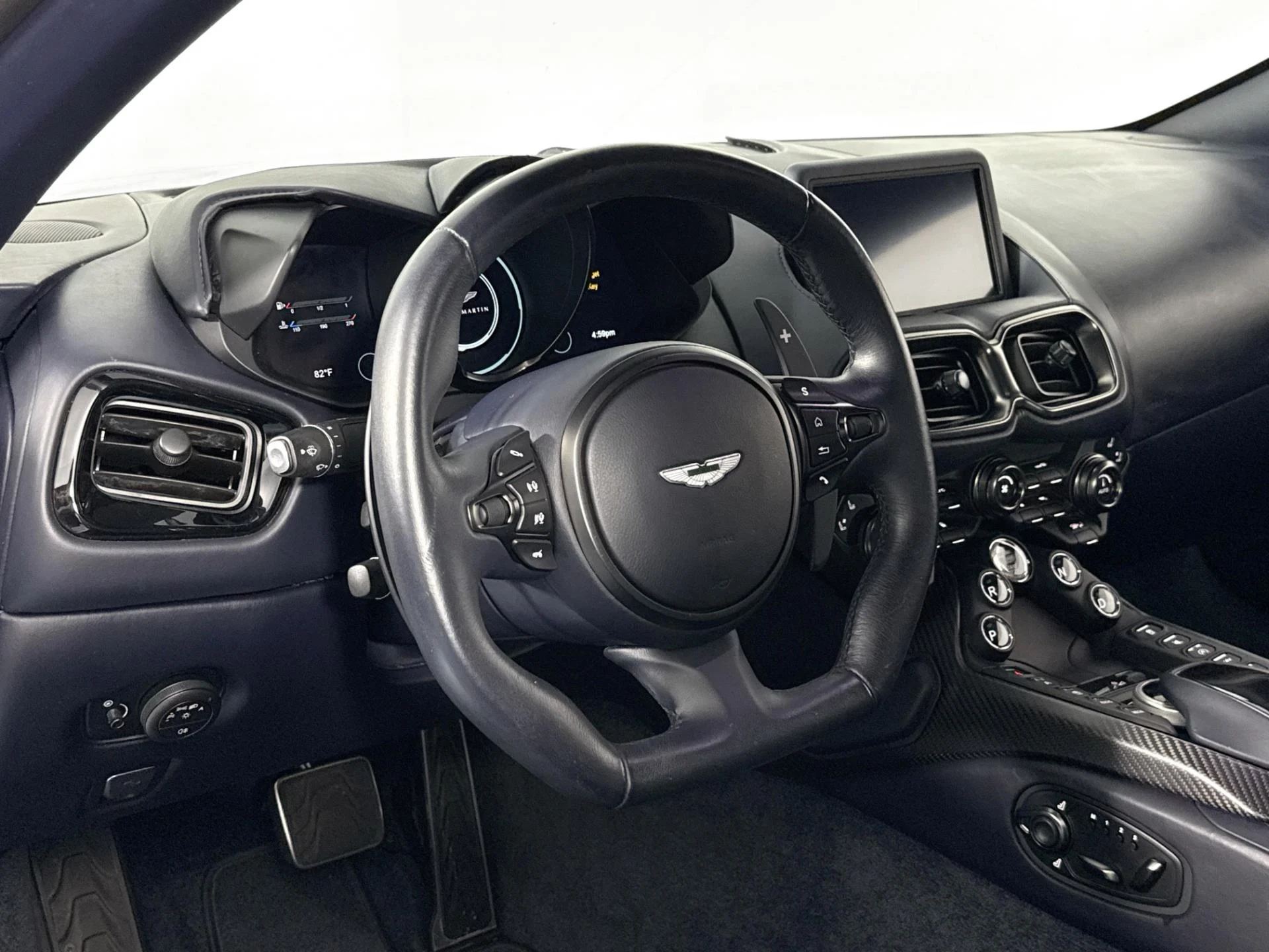 mph011_1502263237_Used_2019_Aston_Martin_Vantage_1784071661_22210d535d