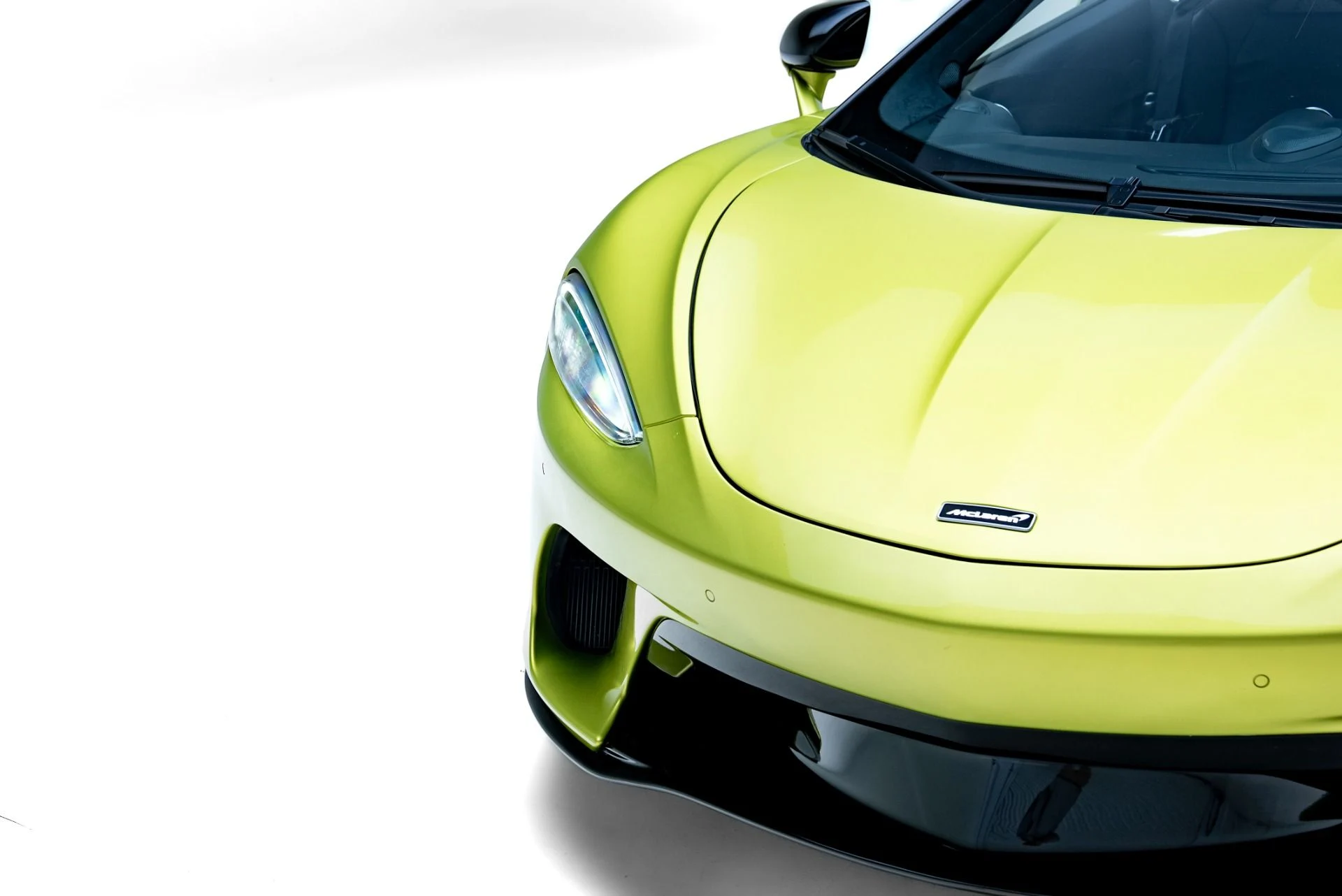 mph011_1508782220_Used_2023_Mc_Laren_GT_1778886112_b9a045fb0f
