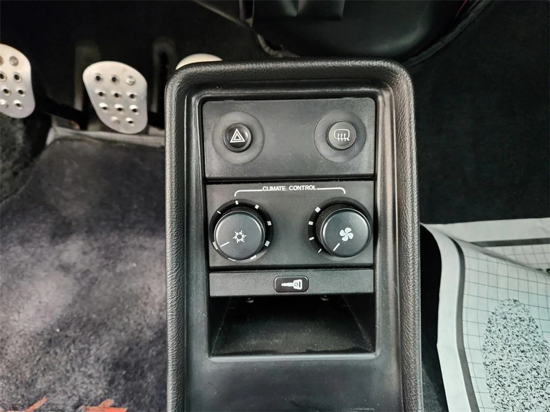 mph011_1513655853_Dd_W0_Cbm_K9_X_Ngbx_GHWY_3_GOA_34_Byw_30ceb4e903