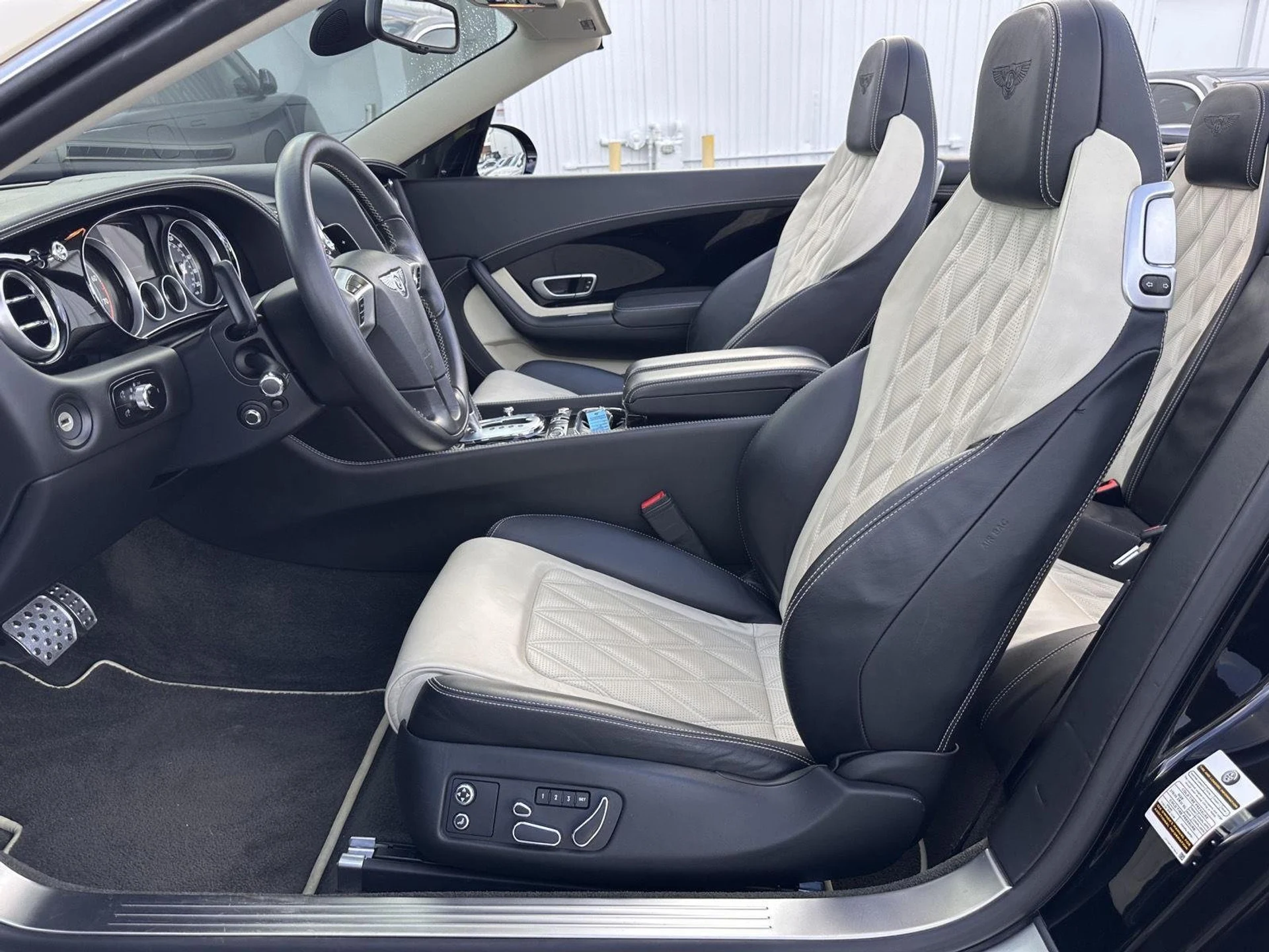 mph011_152041334_4e34d9911cbd8cc07565435bc1684a70_9fda261ed1